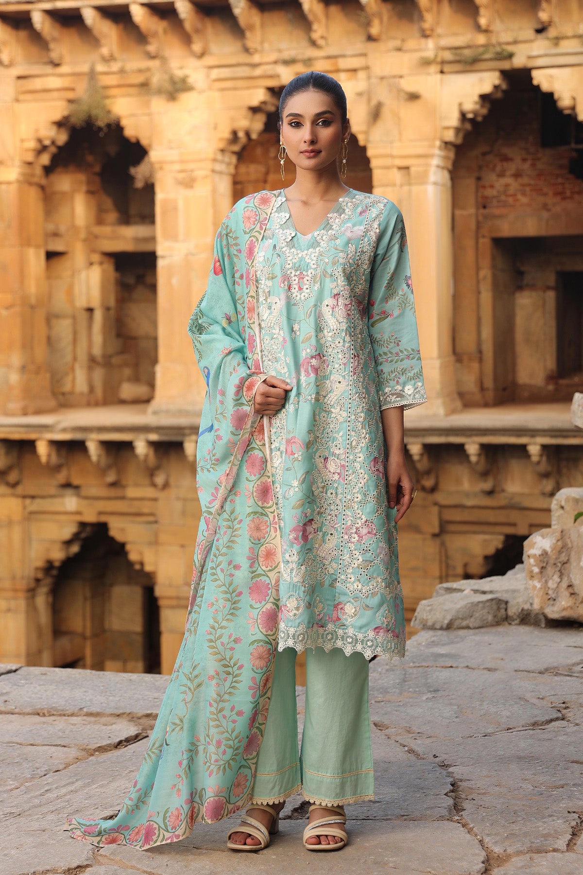 GREEN COTTON STRAIGHT KURTA WITH PANT AND DUPATTA
