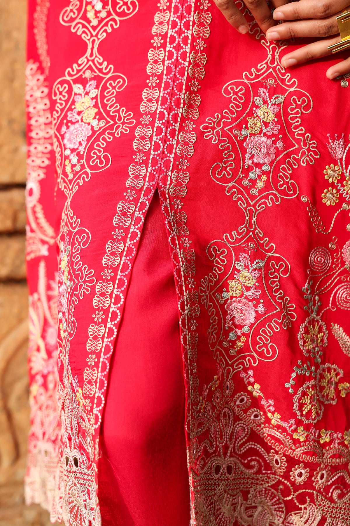 PINK MUL CHANDERI STRAIGHT KURTA WITH PANT AND DUPATTA