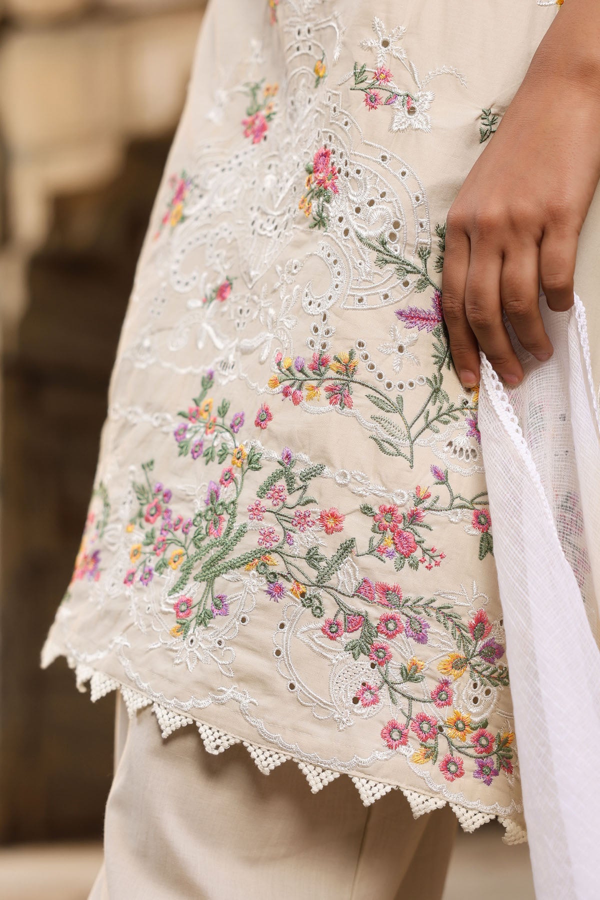 WHITE COTTON STRAIGHT KURTA WITH PANT AND DUPATTA