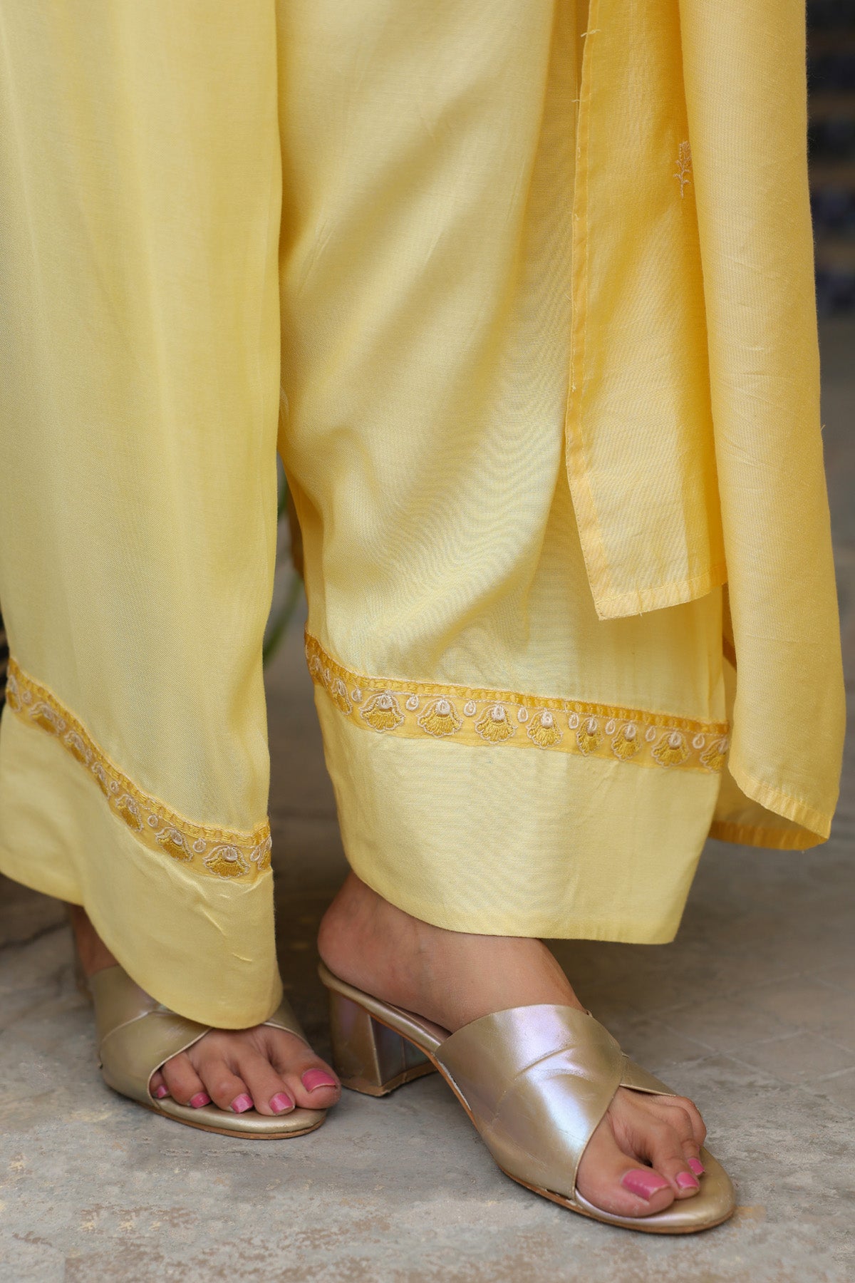 Pastel Yellow Chanderi Embroidered Farshi Suit Set With Dupatta
