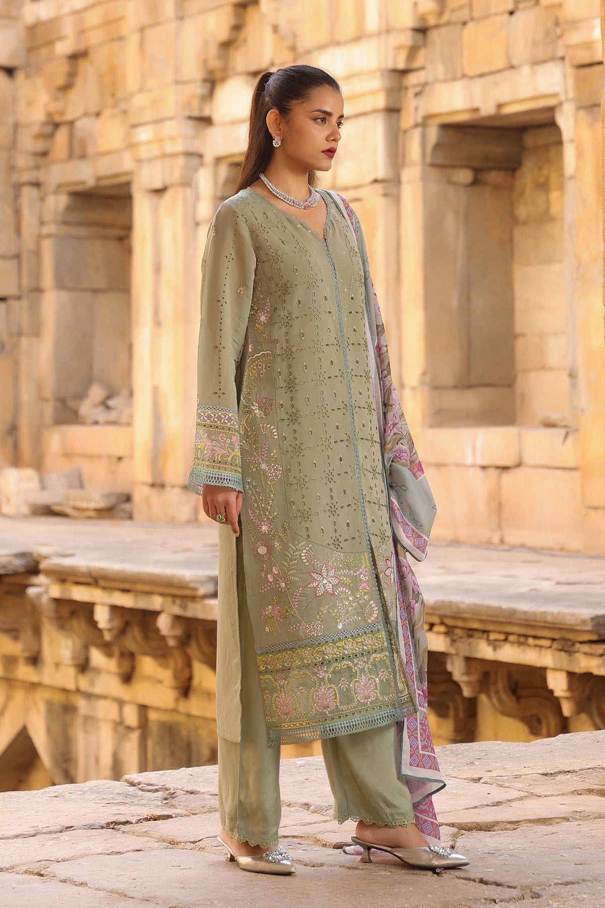 GREEN MUL CHANDERI STRAIGHT KURTA WITH PANT AND DUPATTA