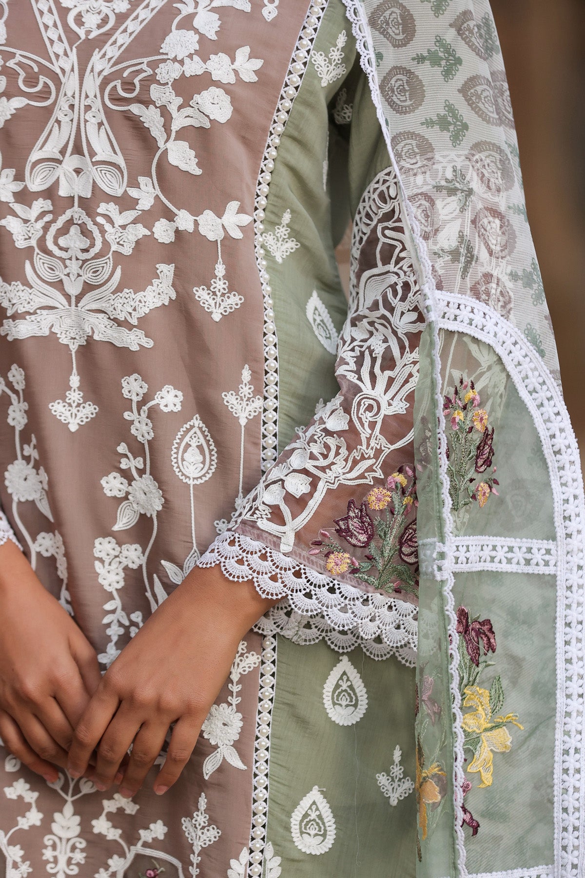 GREEN MUL CHANDERI STRAIGHT KURTA WITH PANT AND DUPATTA