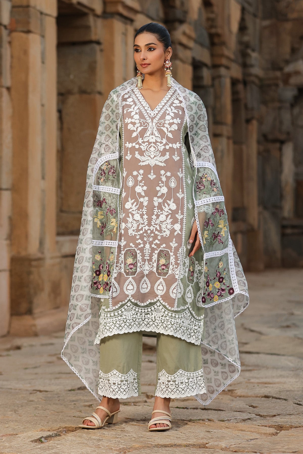 GREEN MUL CHANDERI STRAIGHT KURTA WITH PANT AND DUPATTA