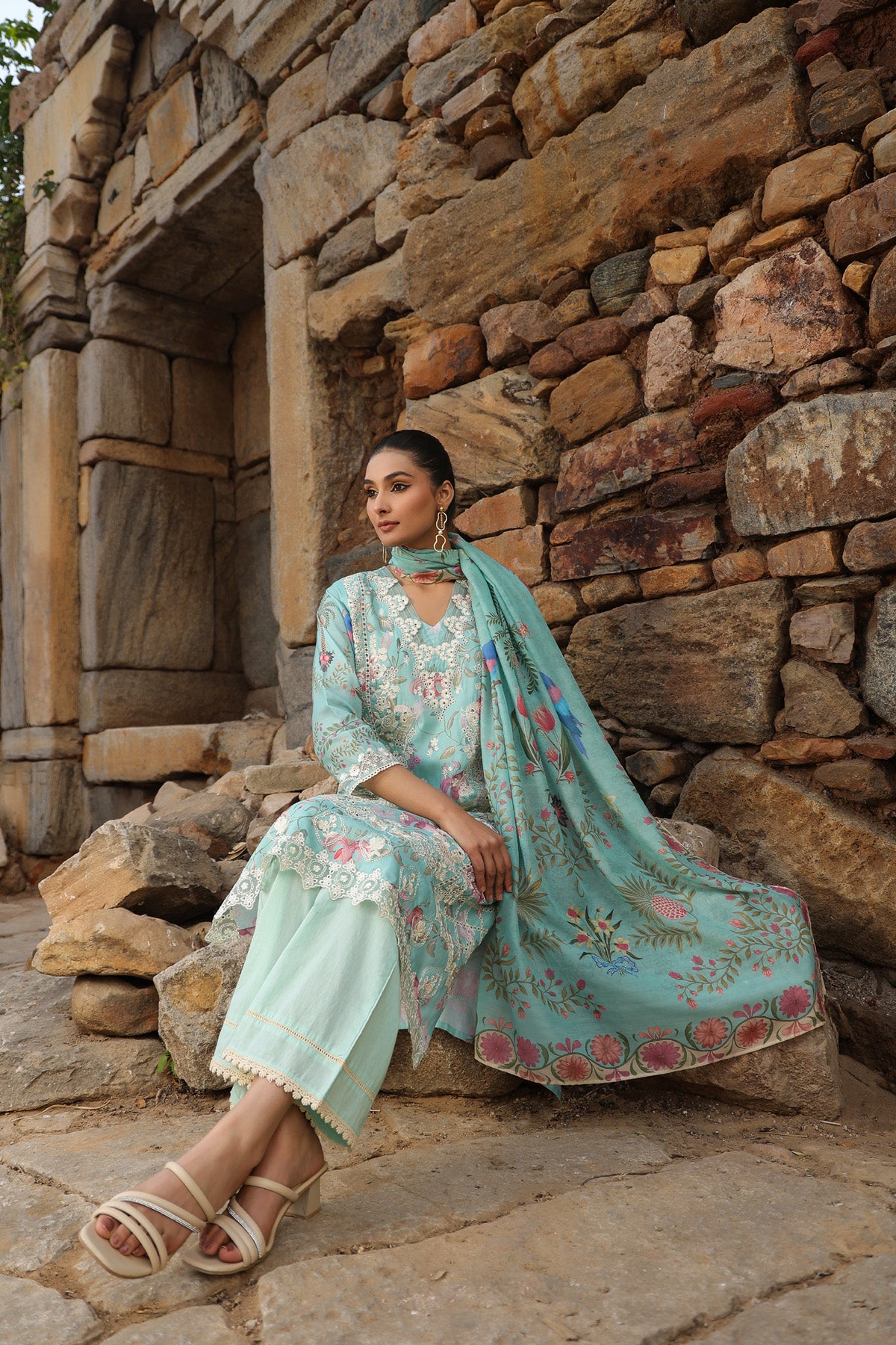 GREEN COTTON STRAIGHT KURTA WITH PANT AND DUPATTA