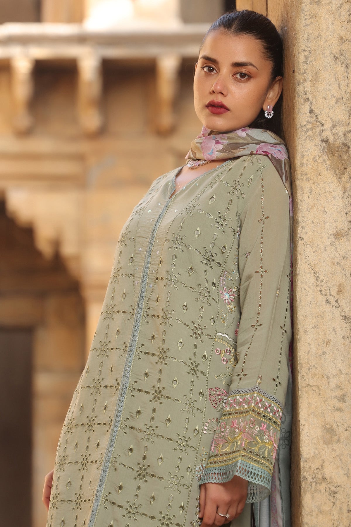 GREEN MUL CHANDERI STRAIGHT KURTA WITH PANT AND DUPATTA