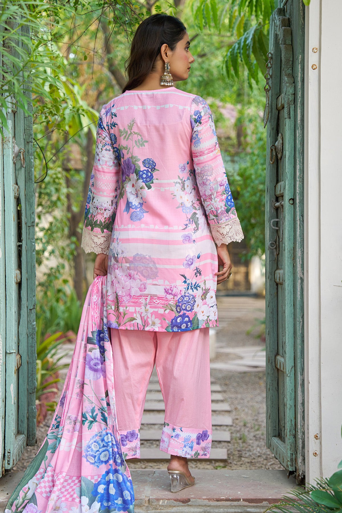 Pink cotton embroidered Farshi Suit Set With Dupatta