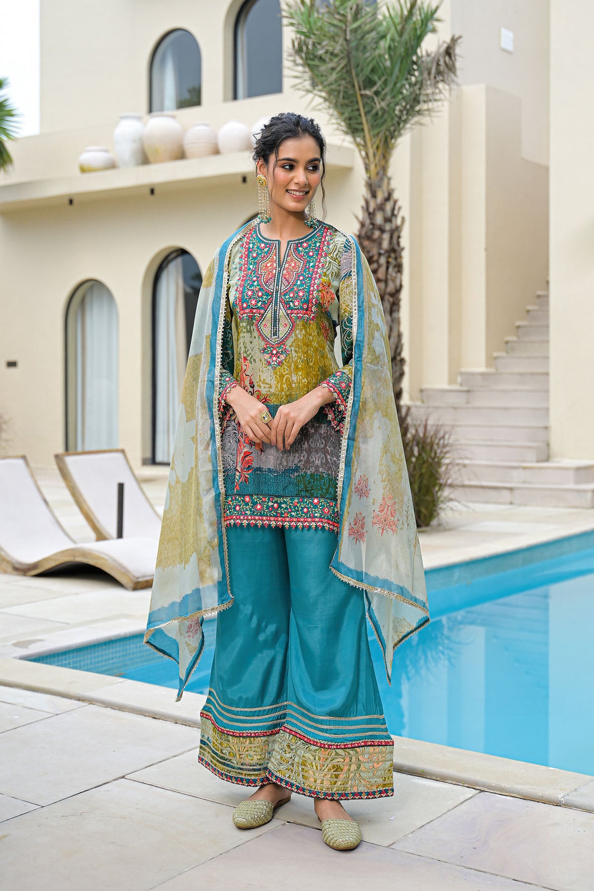 Green Multicolor Viscose Crepe Embroidered Suit