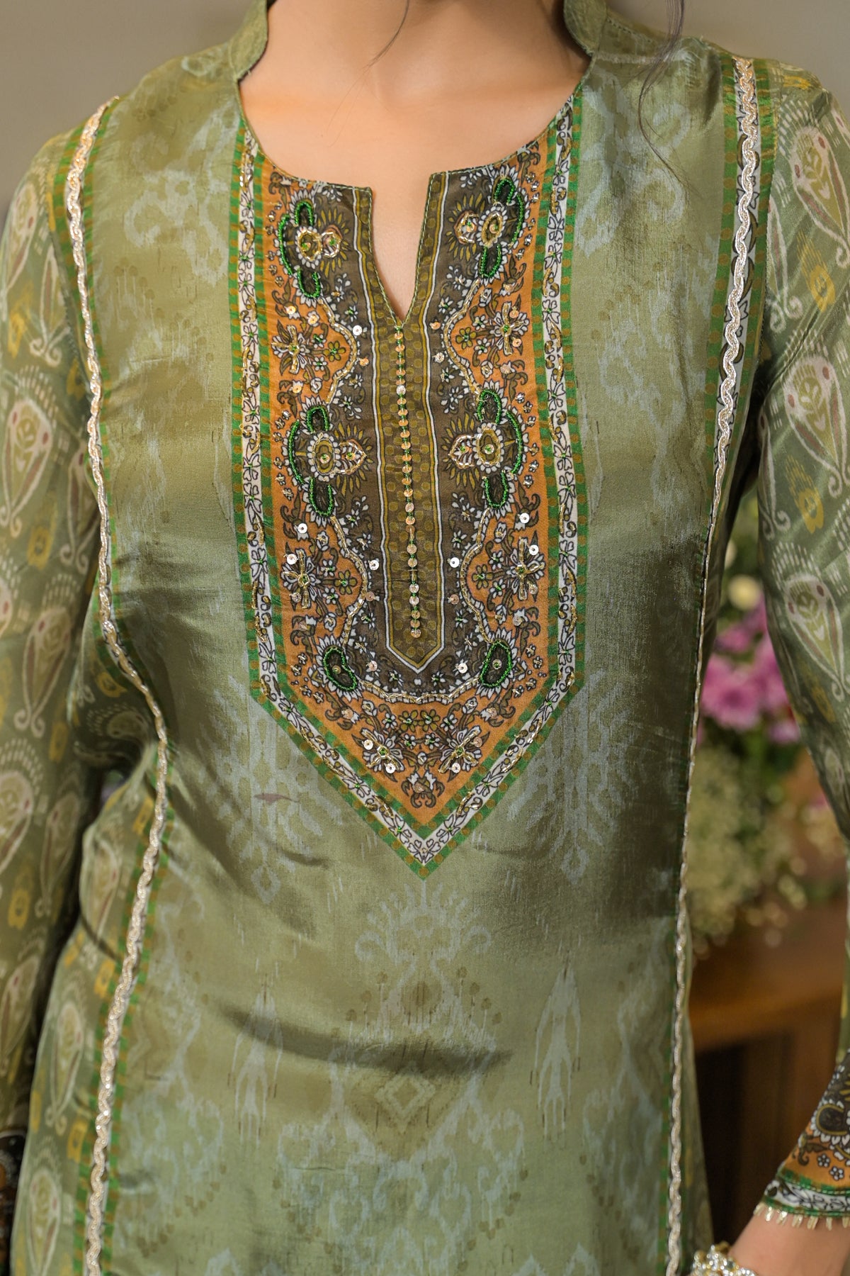 Green Crepe Silk Embroidered Kurta Set With Dupatta