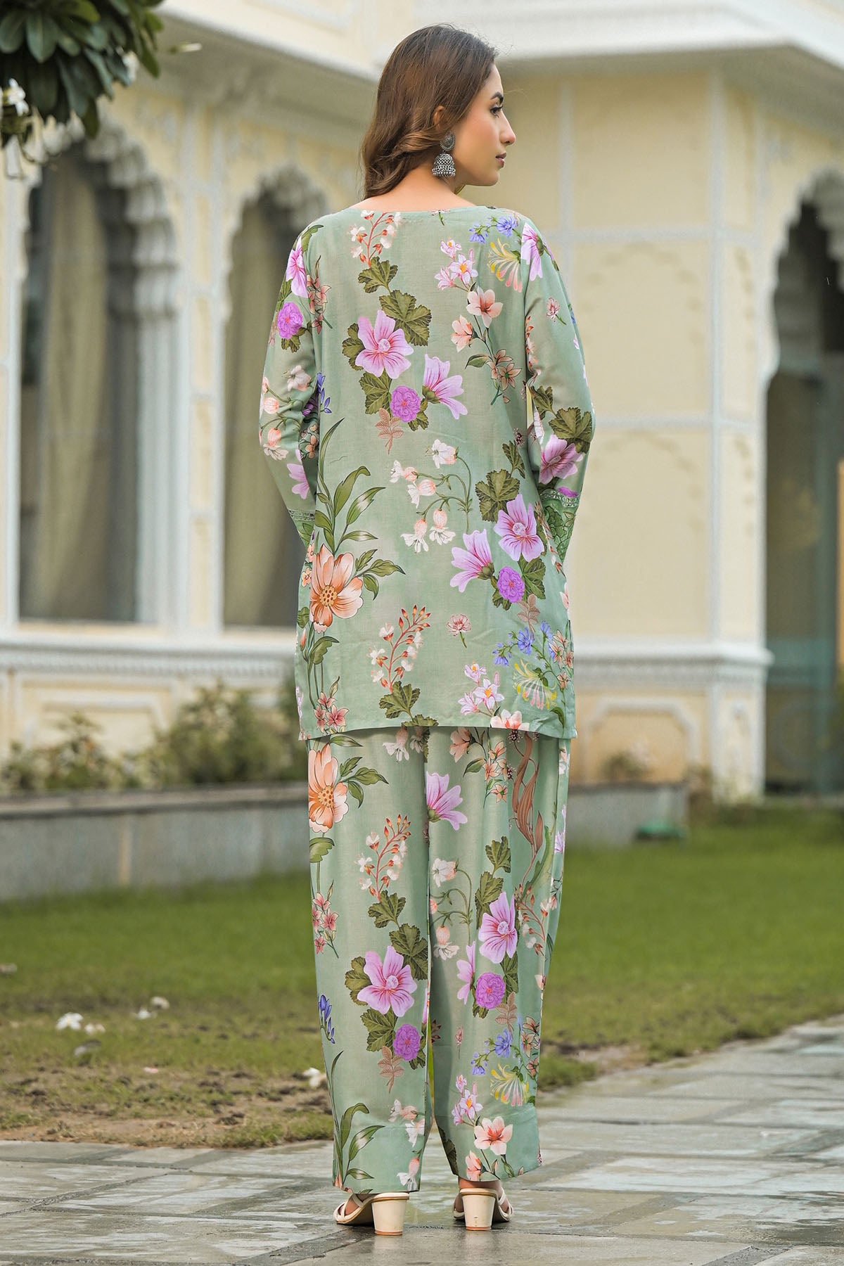 Green Solid Cotton Embroidered Farsi Salwar Set