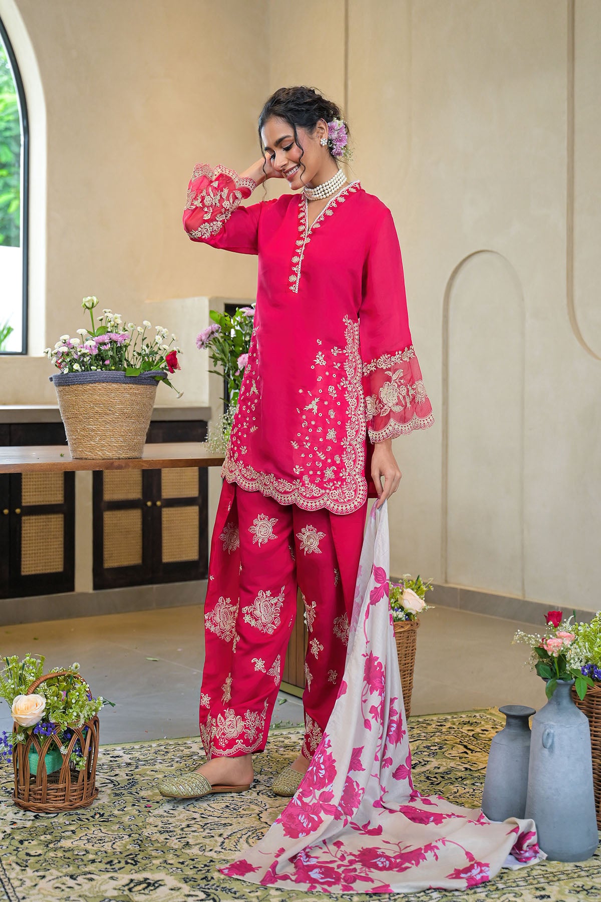 Pink Solid Chanderi Embroidered Farsi Salwar Set