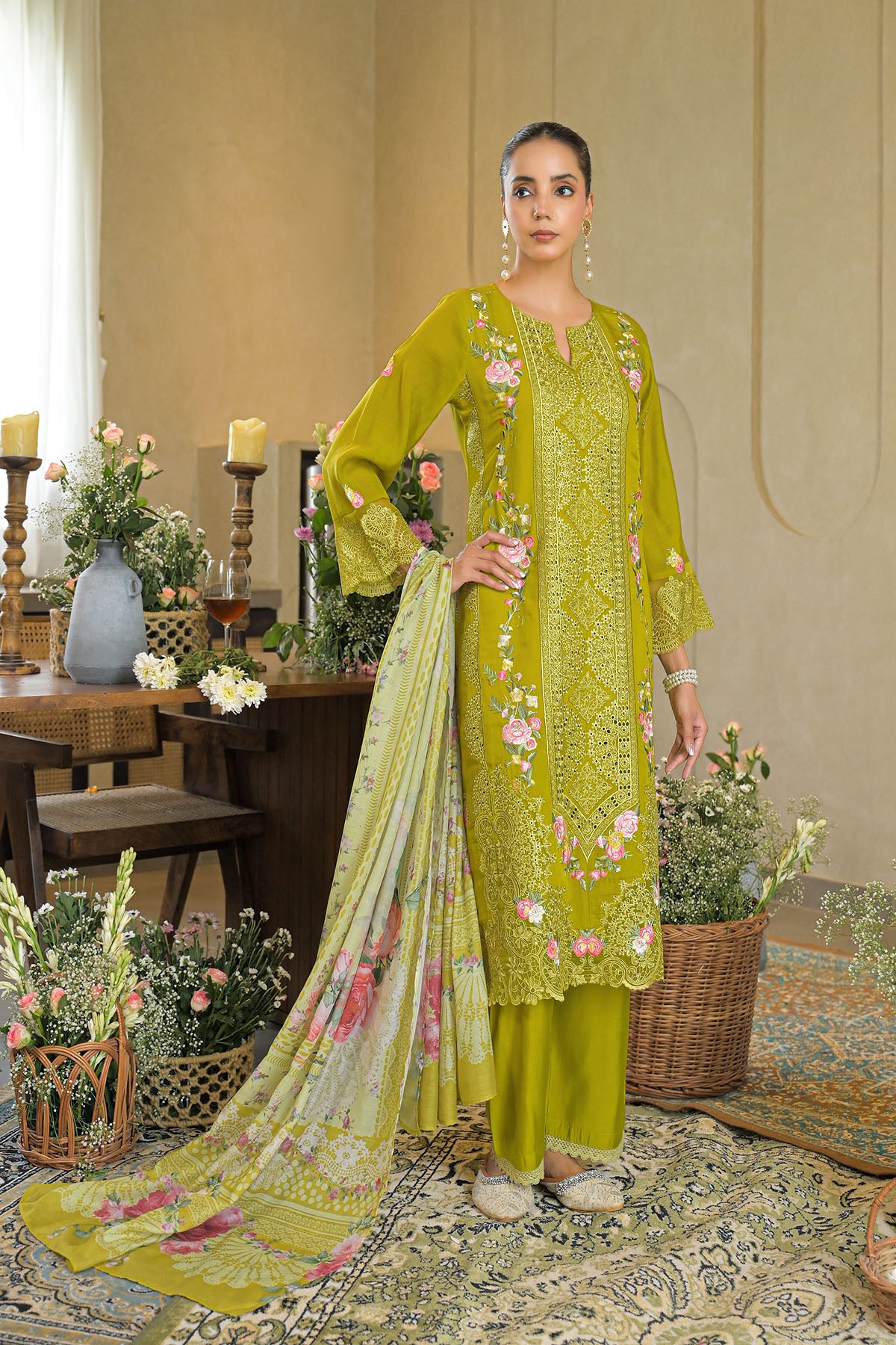 Green Solid Chanderi Embroidered Pakistani Suit
