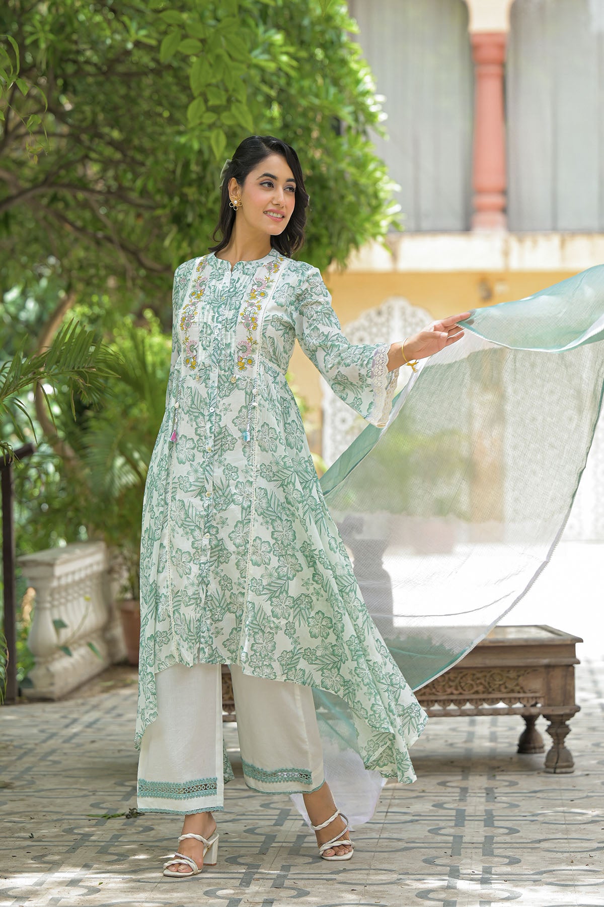 Green Floral Cotton Embroidered A-Line Suit