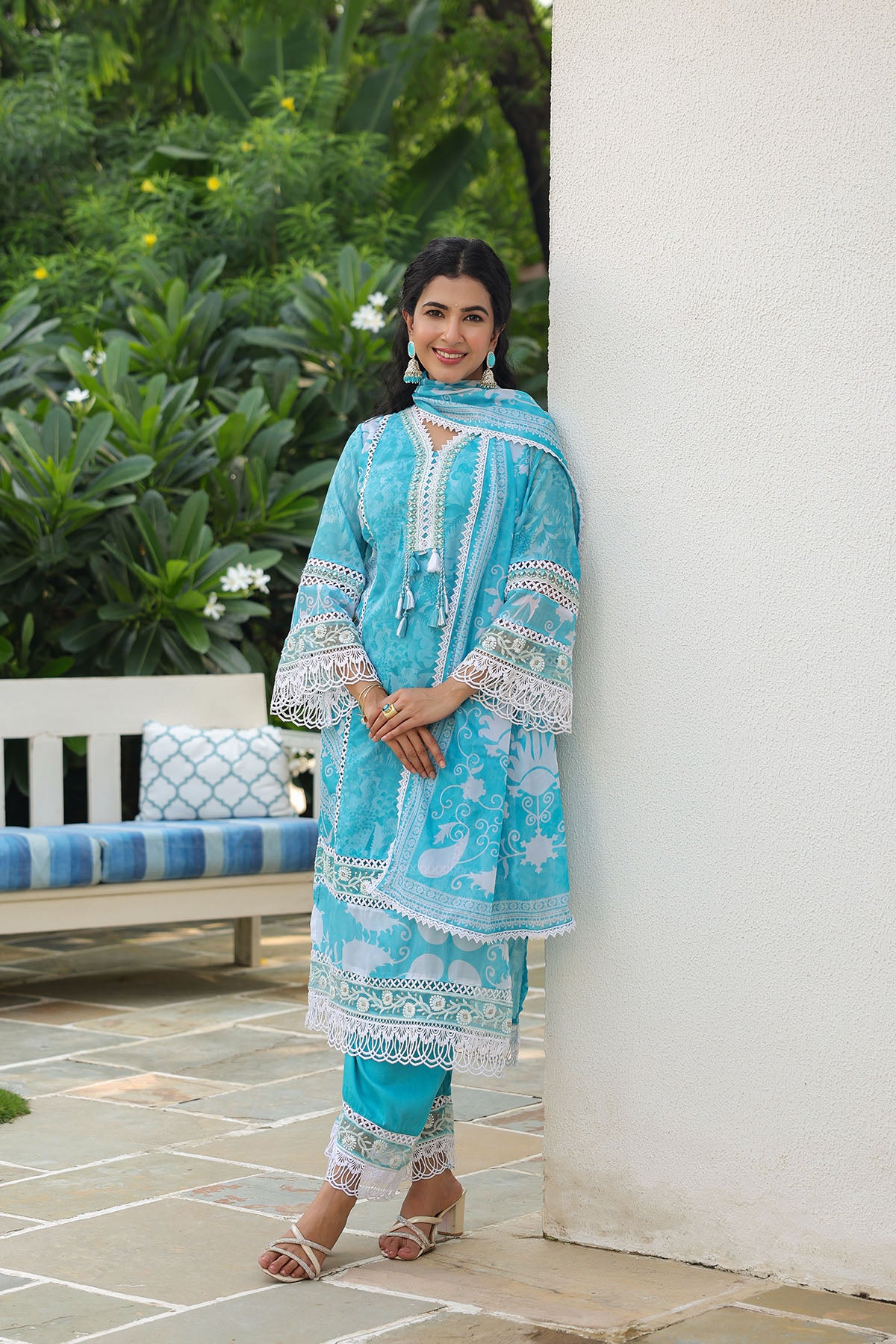 Blue Organza Lacework Straight Suit