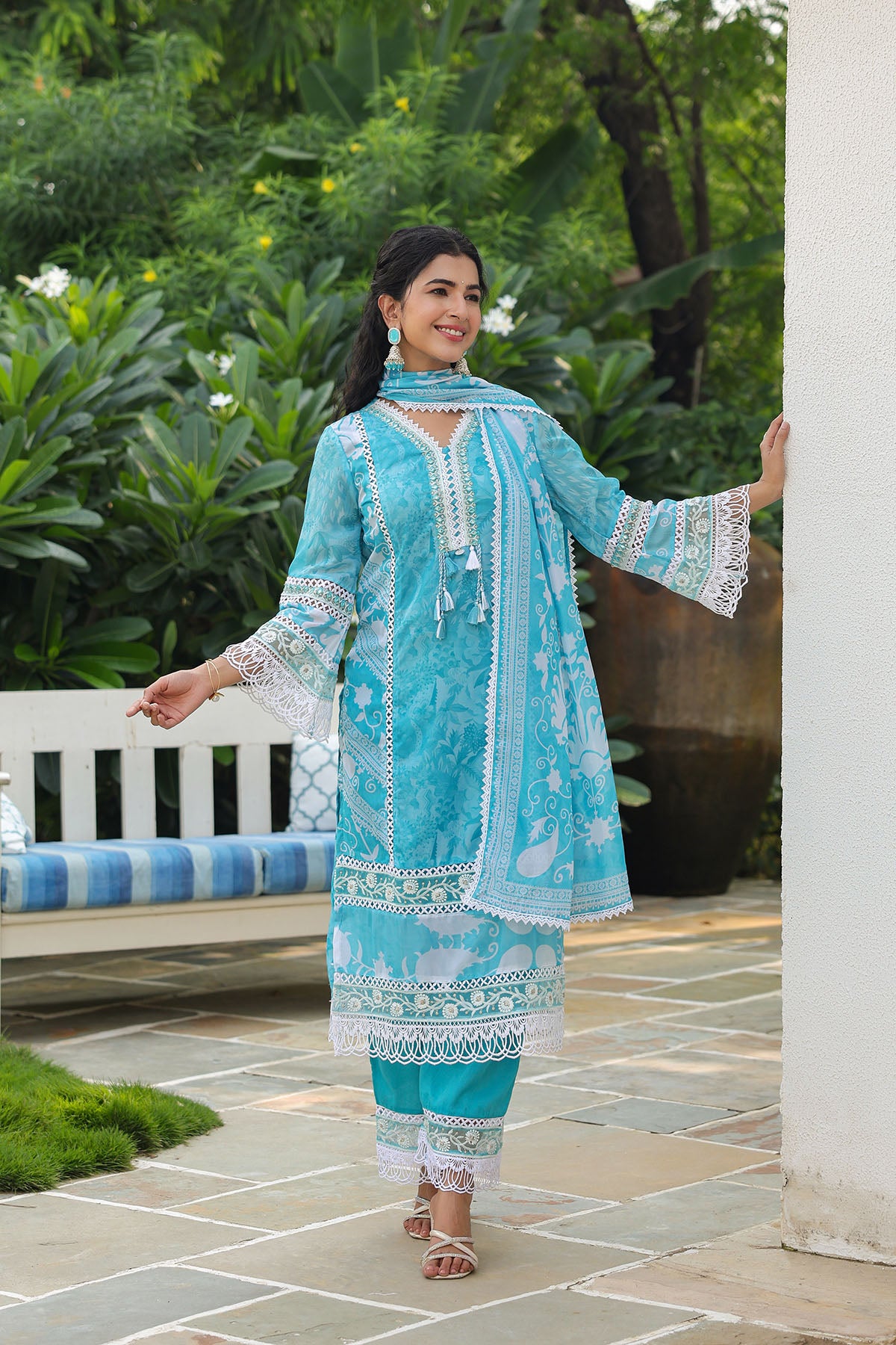 Blue Organza Lacework Straight Suit