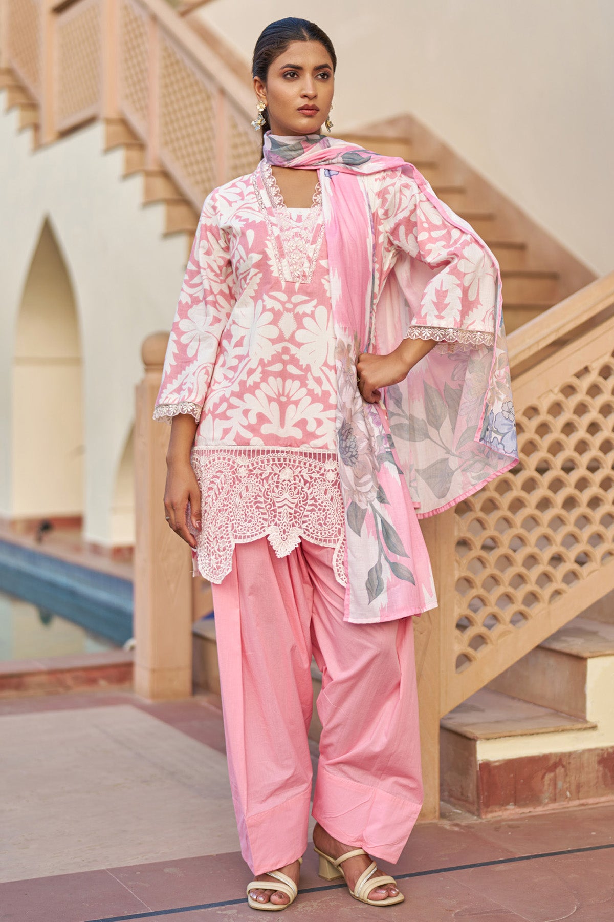 pink cotton embroidered Farshi Suit Set With Dupatta