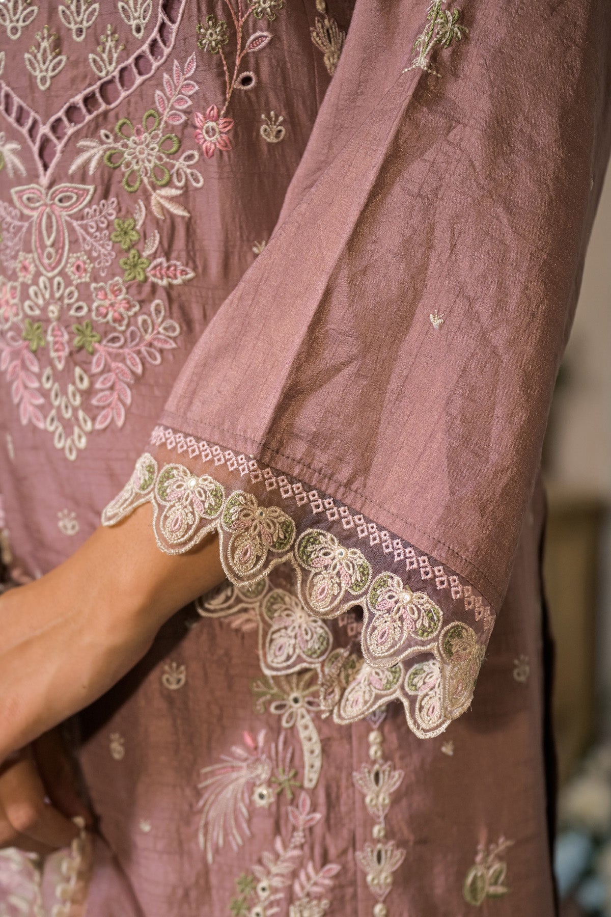 Mauve Dola Silk Embroidered Straight Suit Set With Dupatta