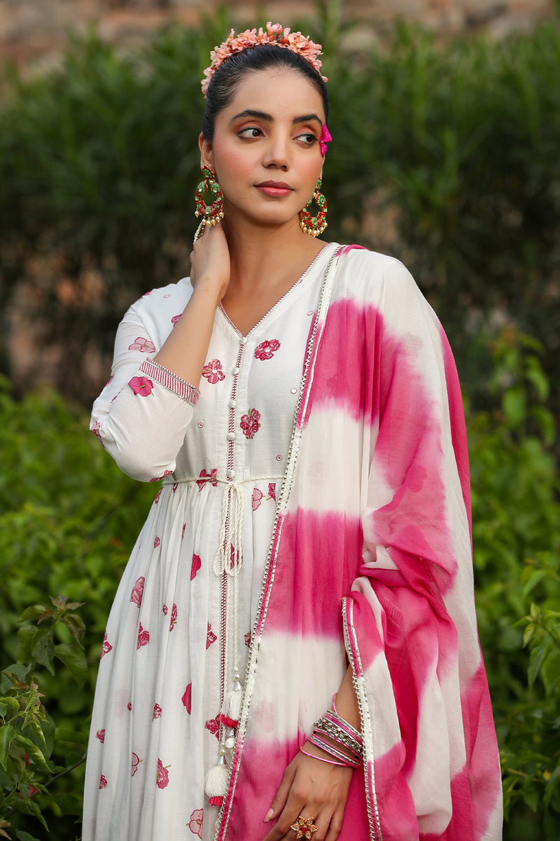 Rabiya Pink Mul Nazraana Gown