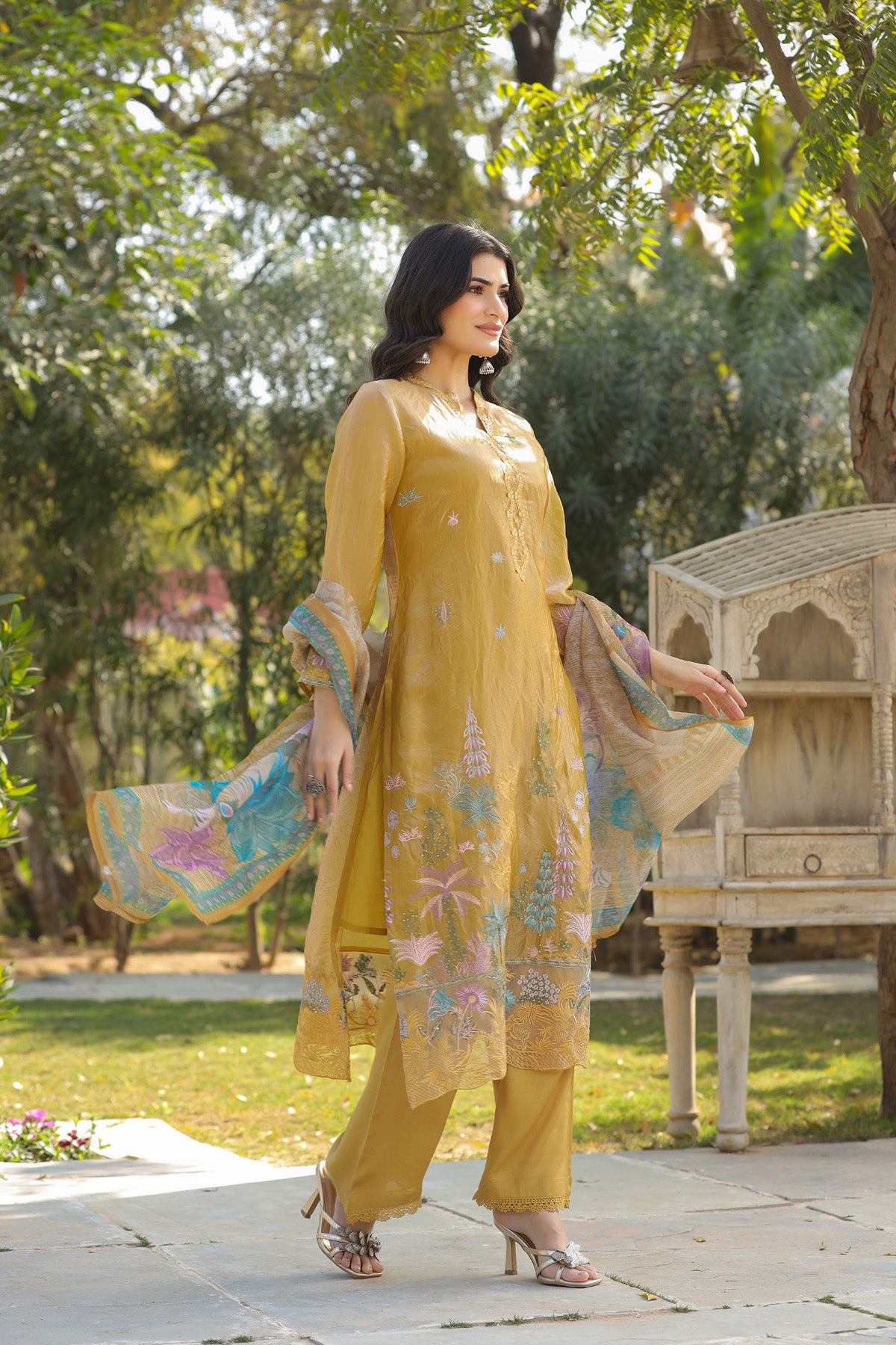 Mustard Organza Embridered Kurta Set With Dupatta
