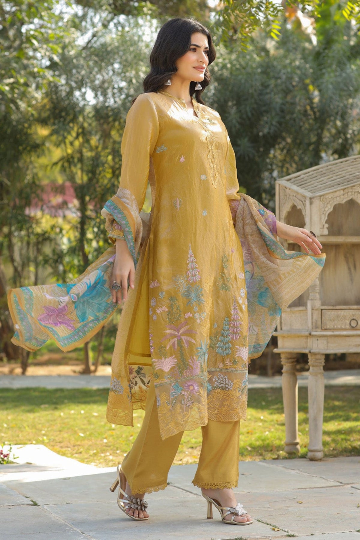 Mustard Organza Embridered Kurta Set With Dupatta