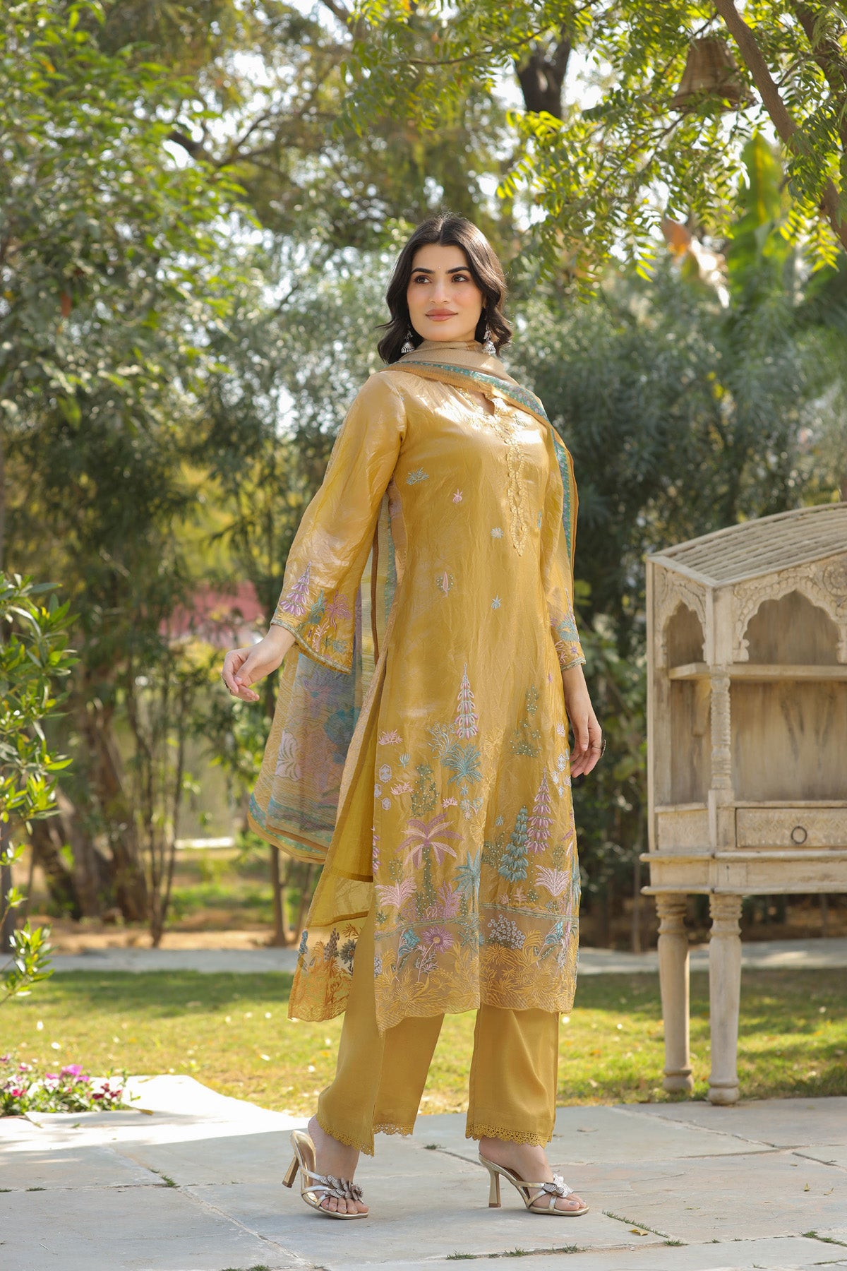 Mustard Organza Embridered Kurta Set With Dupatta