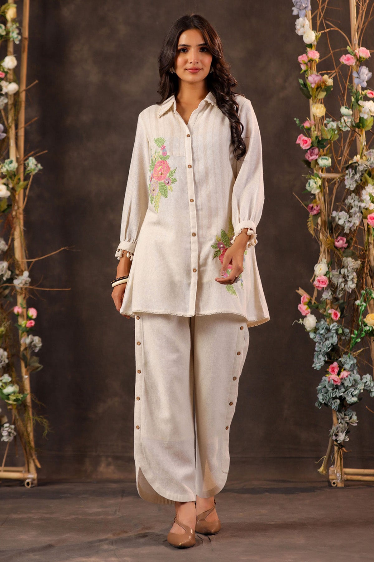 Off White Jute Embroidered Co-ord Set