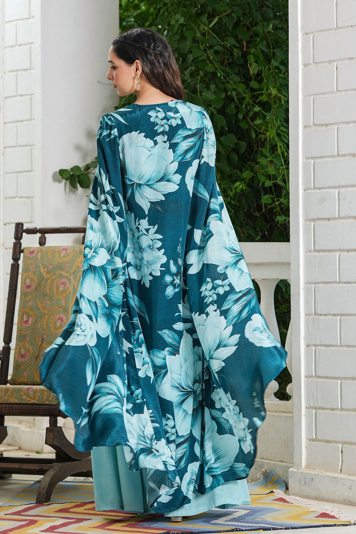 Blue Multicolour Viscose Crepe Handwork Shrug Set