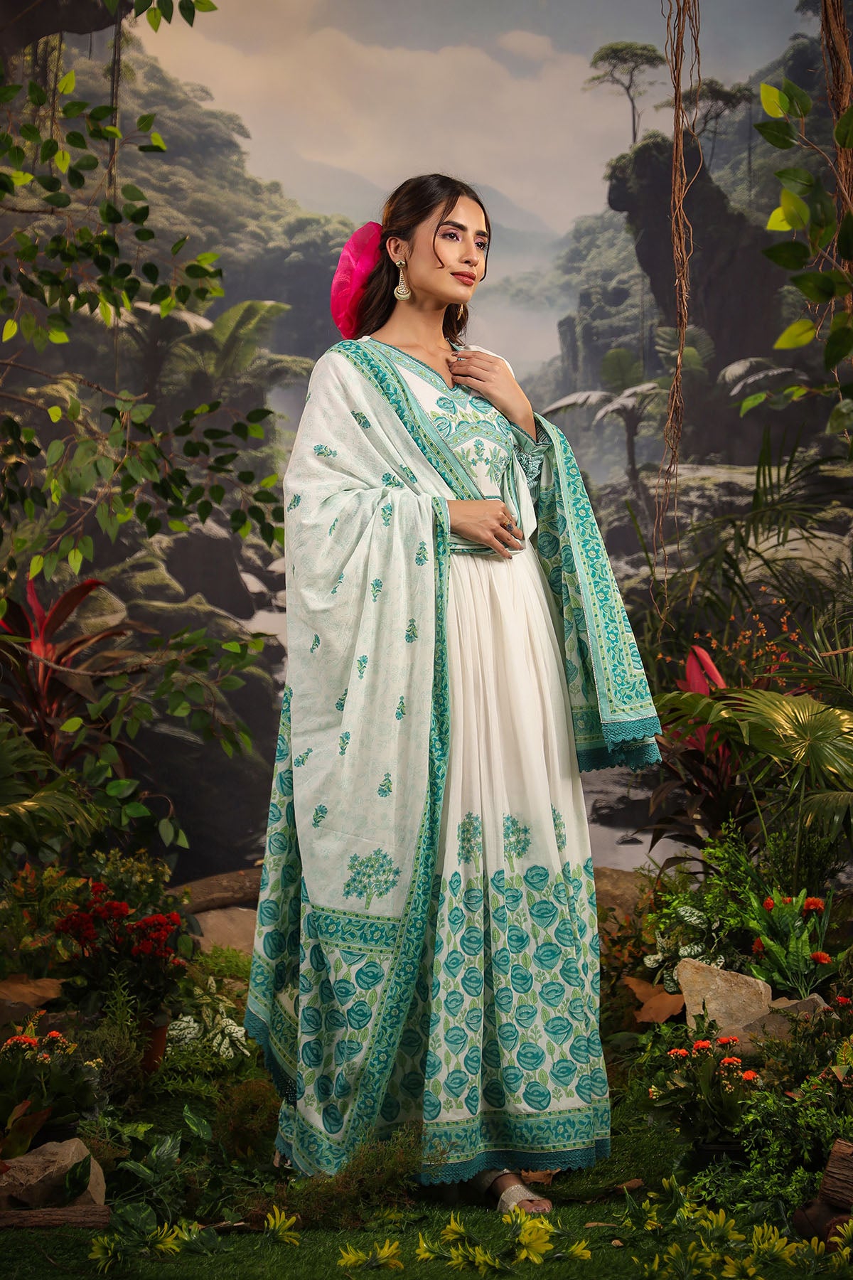 White & Green Cotton Printed Gown Set