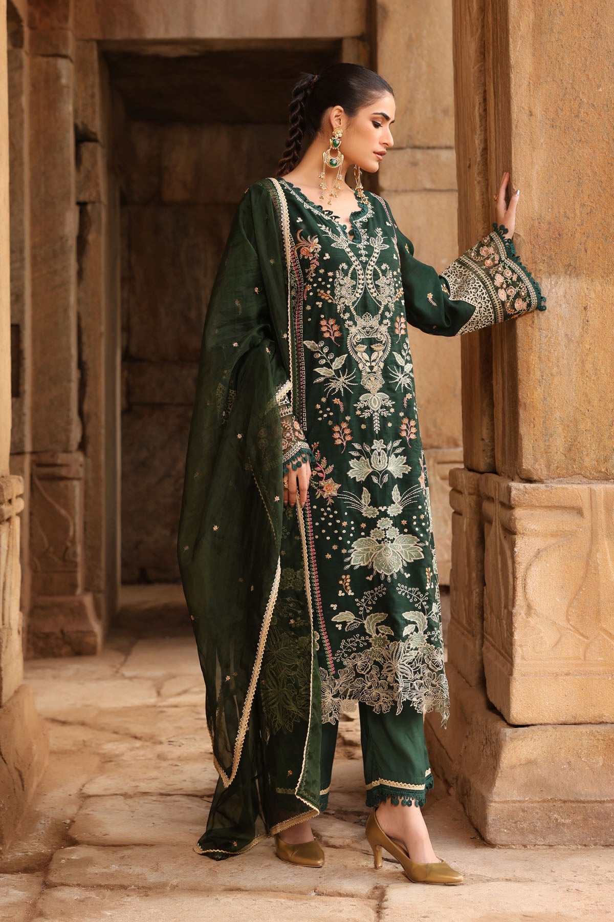 GREEN SHIMMER STRAIGHT KURTA WITH PANT AND DUPATTA