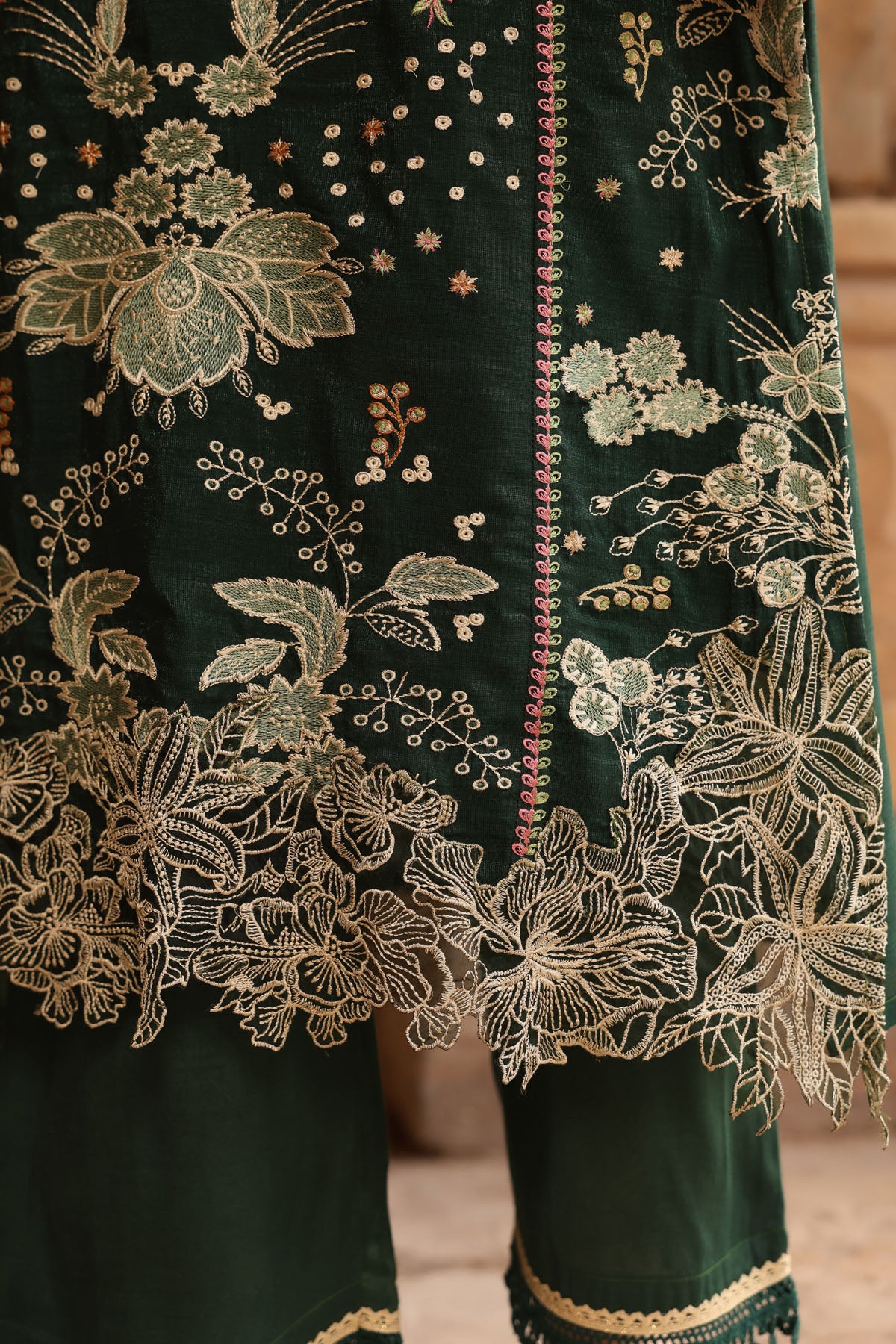 GREEN SHIMMER STRAIGHT KURTA WITH PANT AND DUPATTA