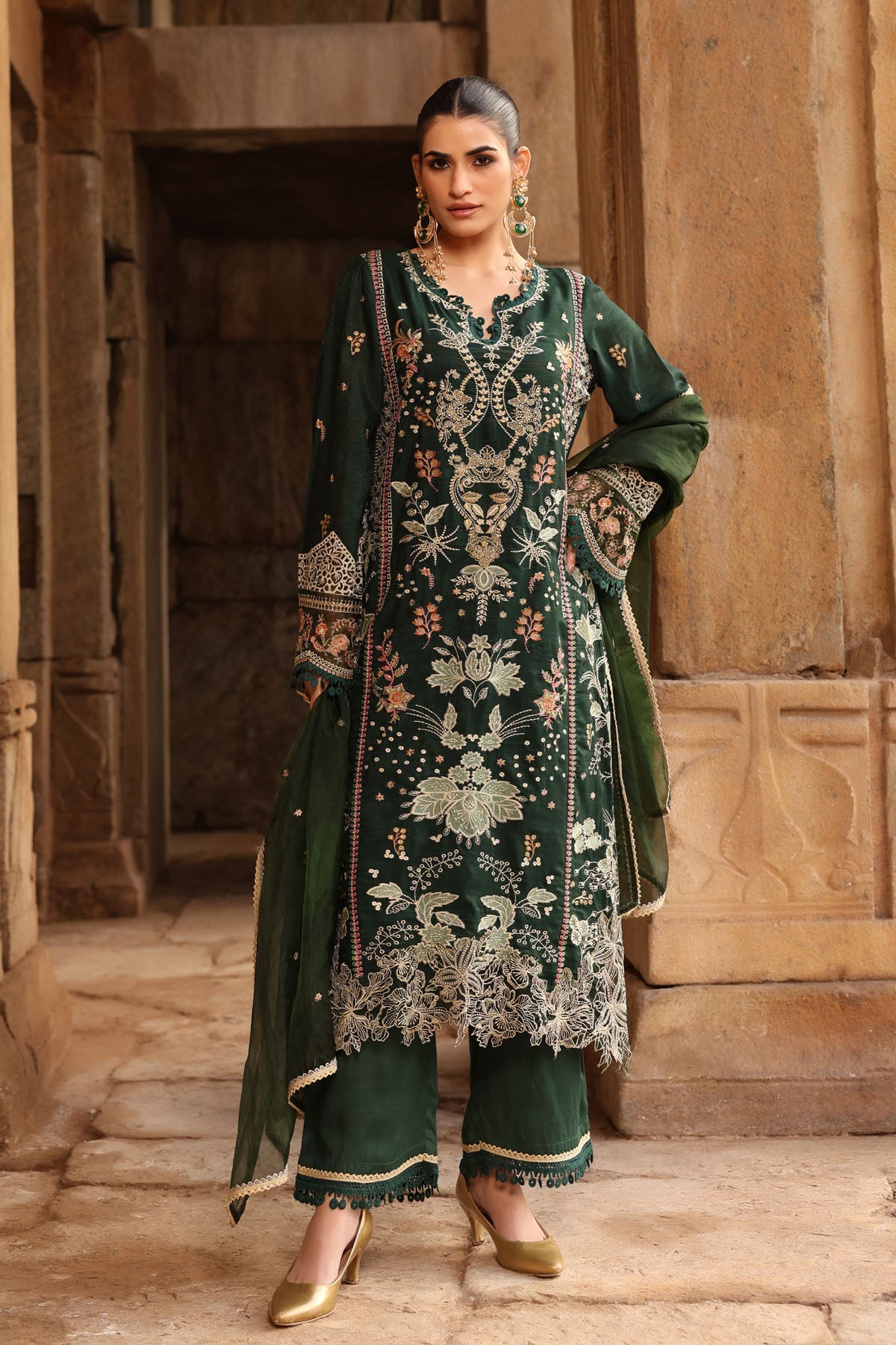 GREEN SHIMMER STRAIGHT KURTA WITH PANT AND DUPATTA