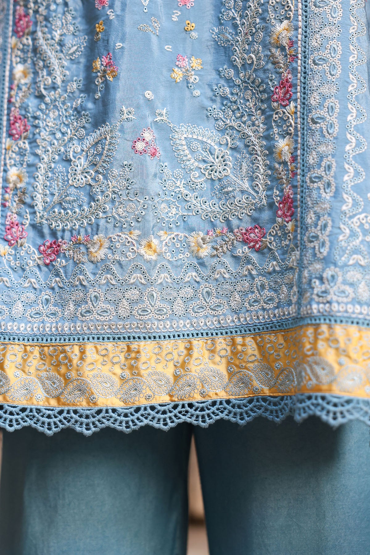 BLUE CREPE STRAIGHT KURTA WITH PANT AND DUPATTA