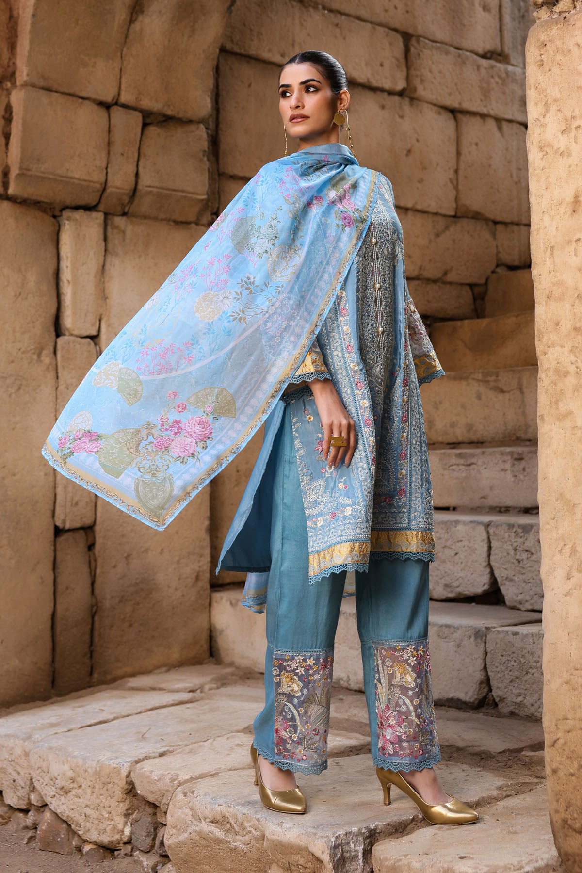 BLUE CREPE STRAIGHT KURTA WITH PANT AND DUPATTA
