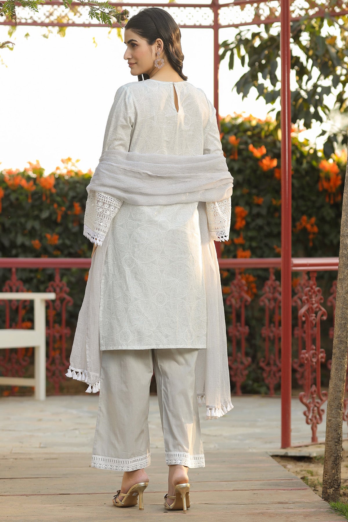 Grey Cotton Embroidered Kurta Set With Dupatta