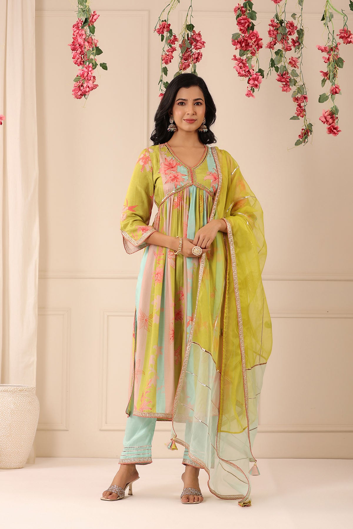 Green Multicolor Muslin Handwork Suit Set