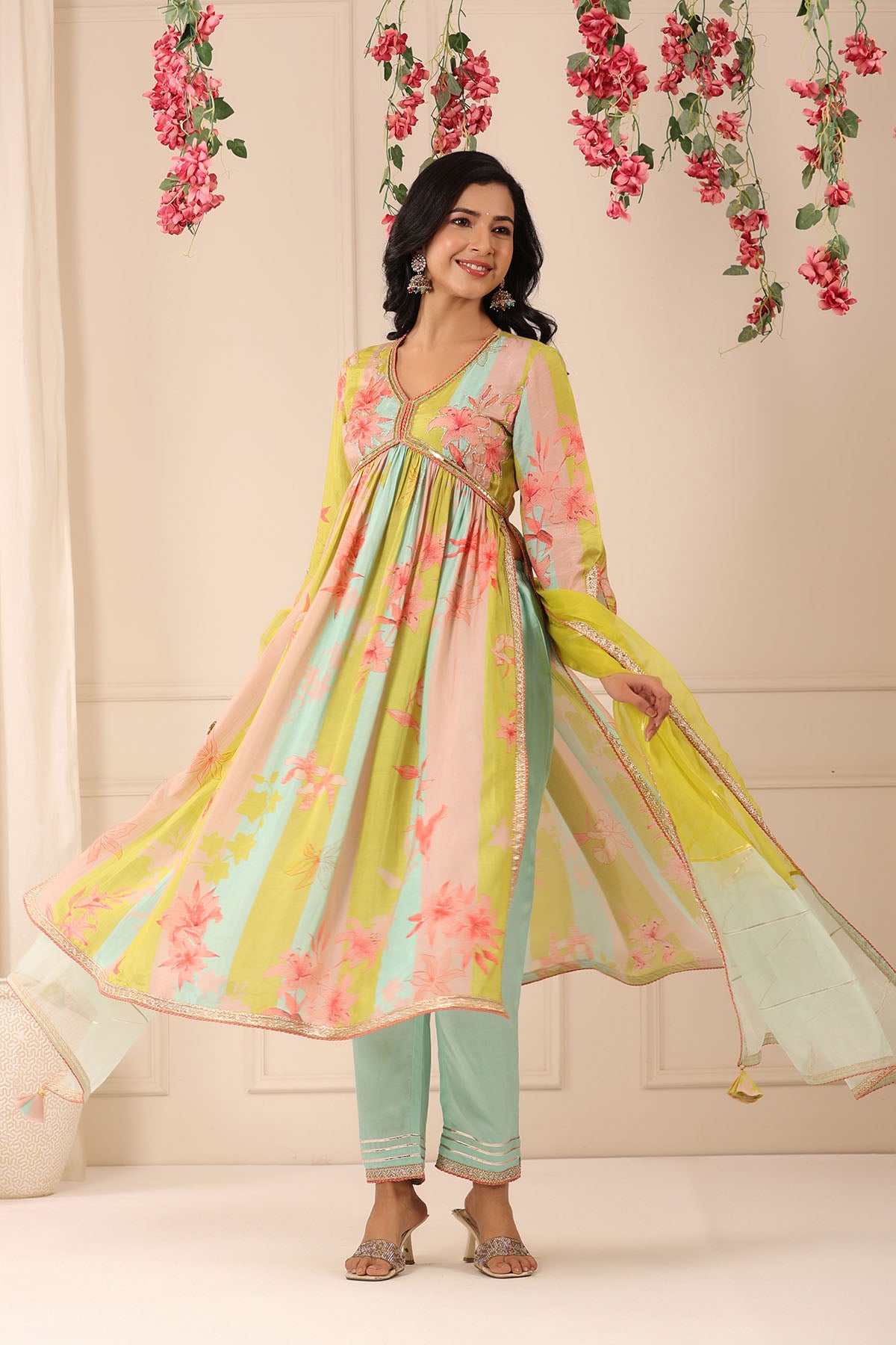Green Multicolor Muslin Handwork Suit Set