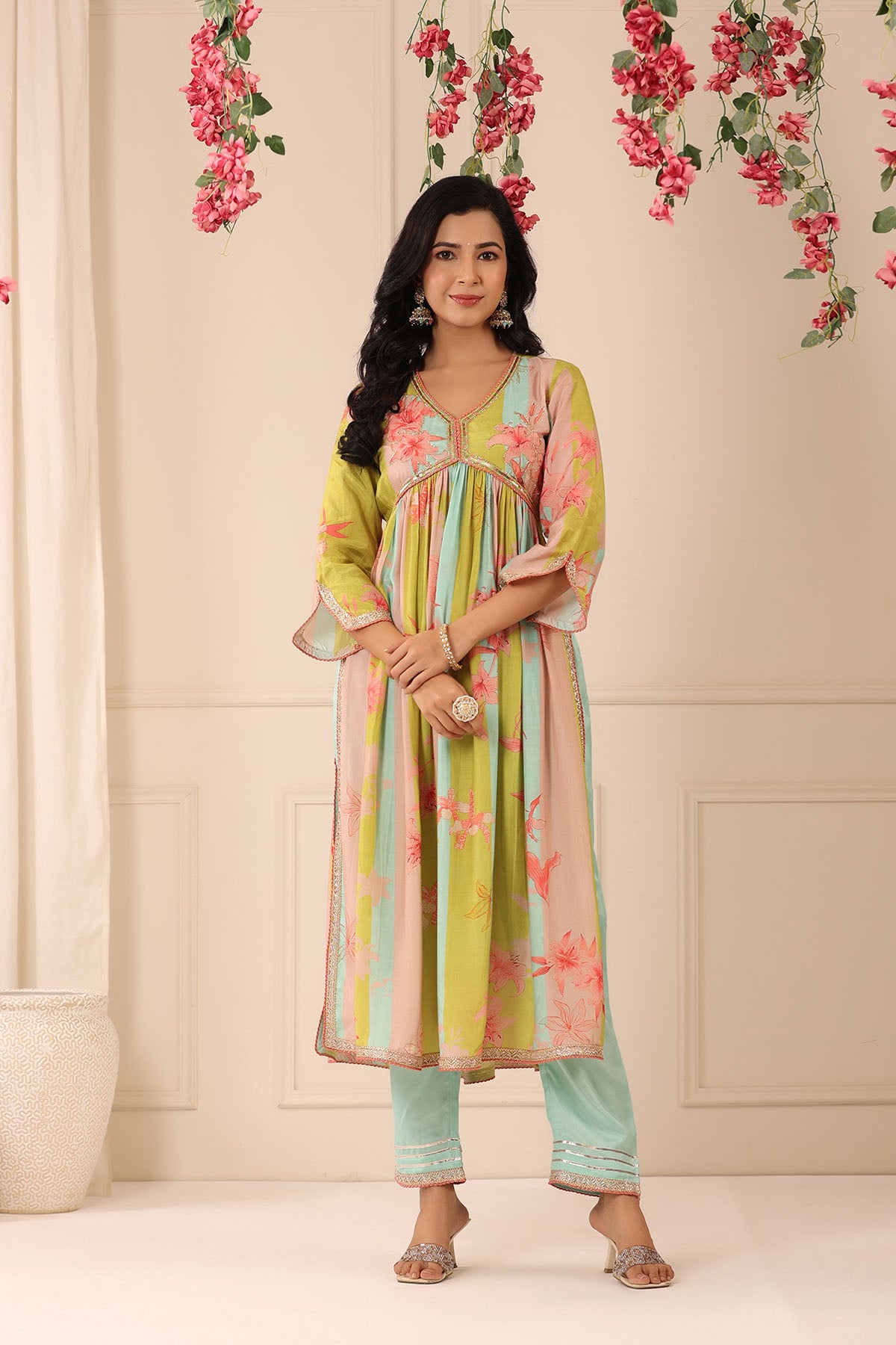 Green Multicolor Muslin Handwork Suit Set