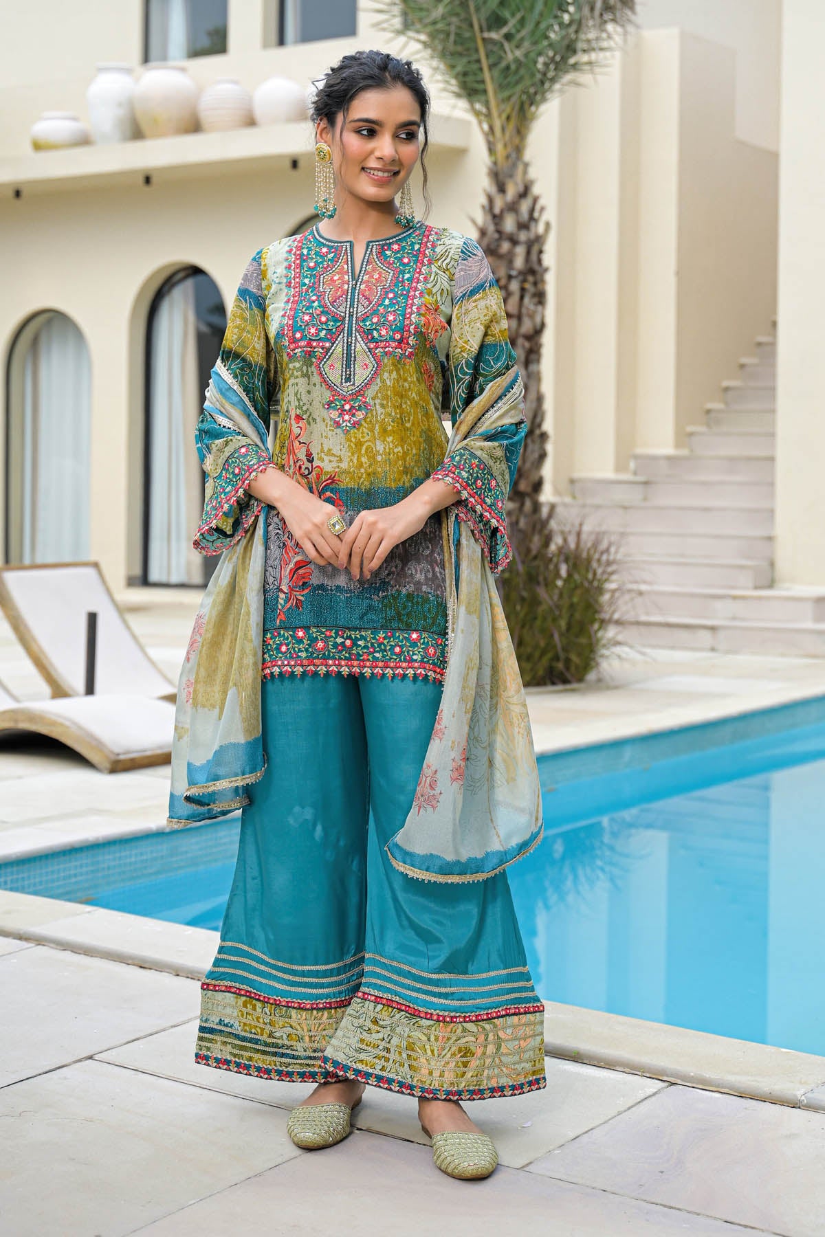 Green Crepe Silk Embroidered Straight Cut Suit Set With Dupatta