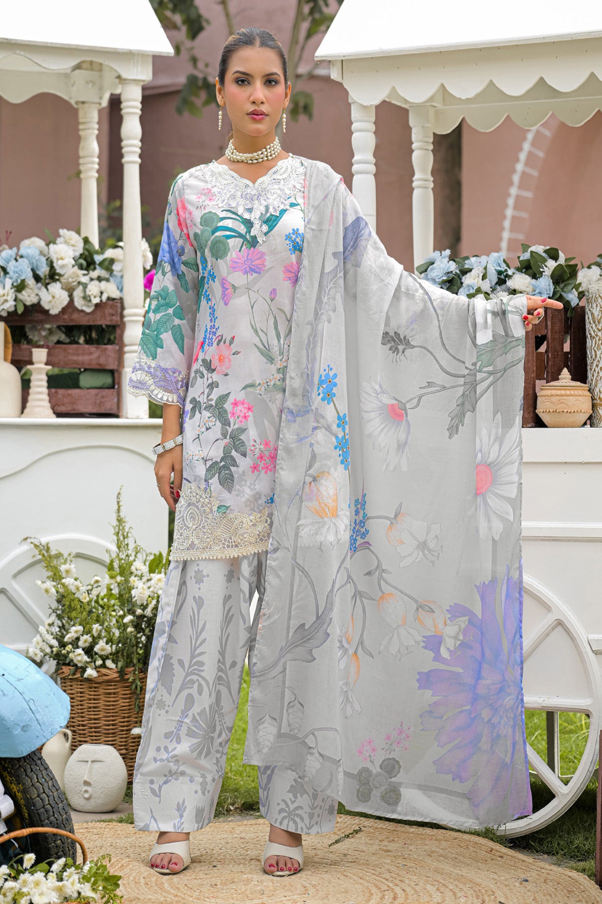 Light Grey Cotton Embroidered Farshi Suit Set With Dupatta