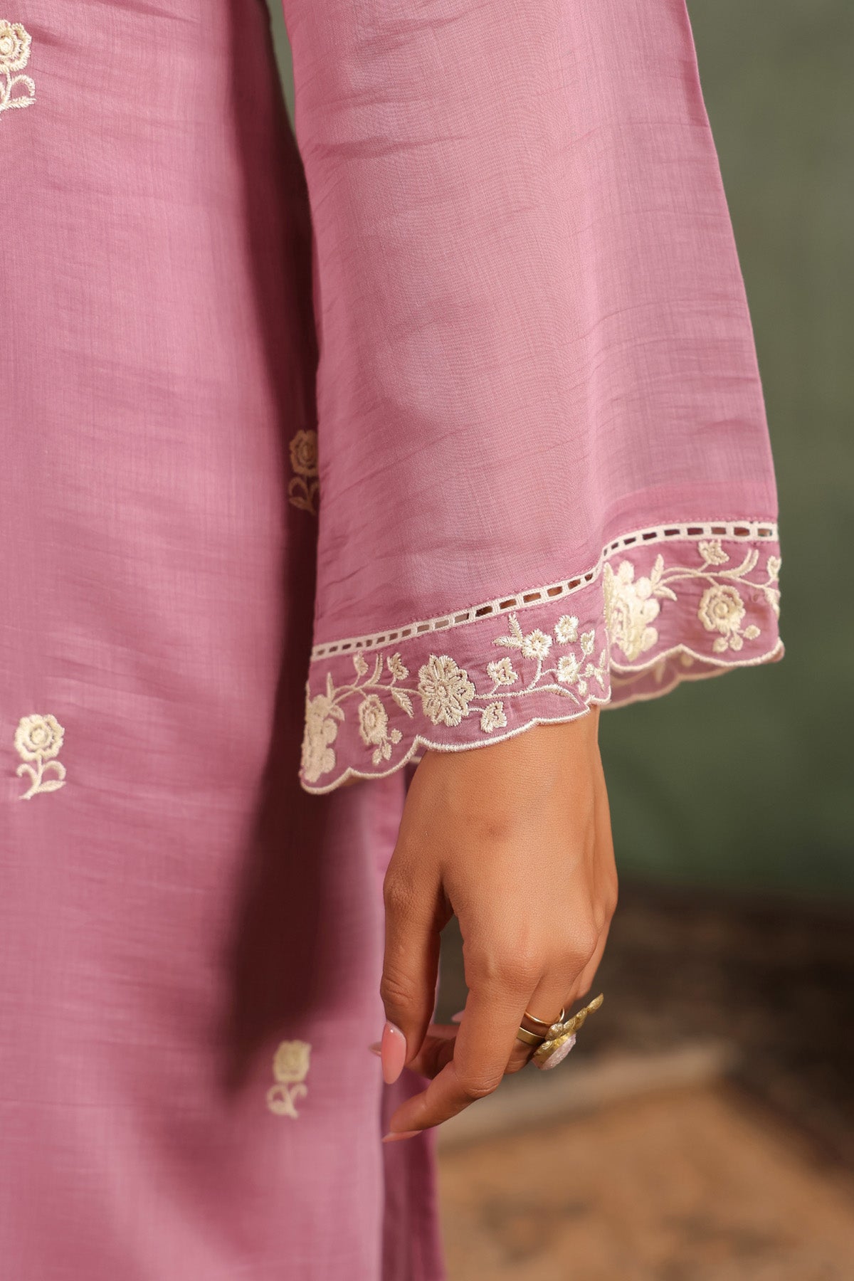 Mauve Pink Mal Chanderi Embroidered Straight Suit Set With Dupatta