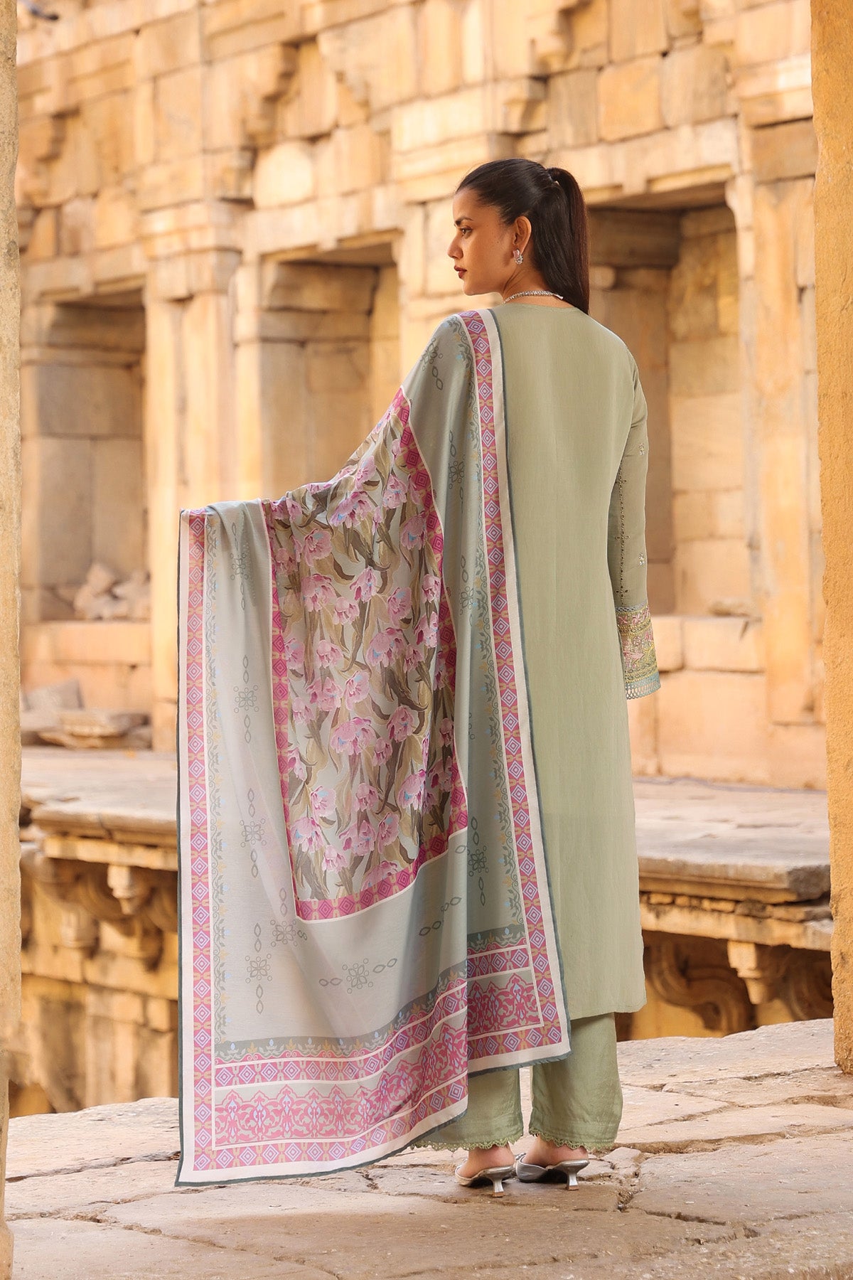 GREEN MUL CHANDERI STRAIGHT KURTA WITH PANT AND DUPATTA