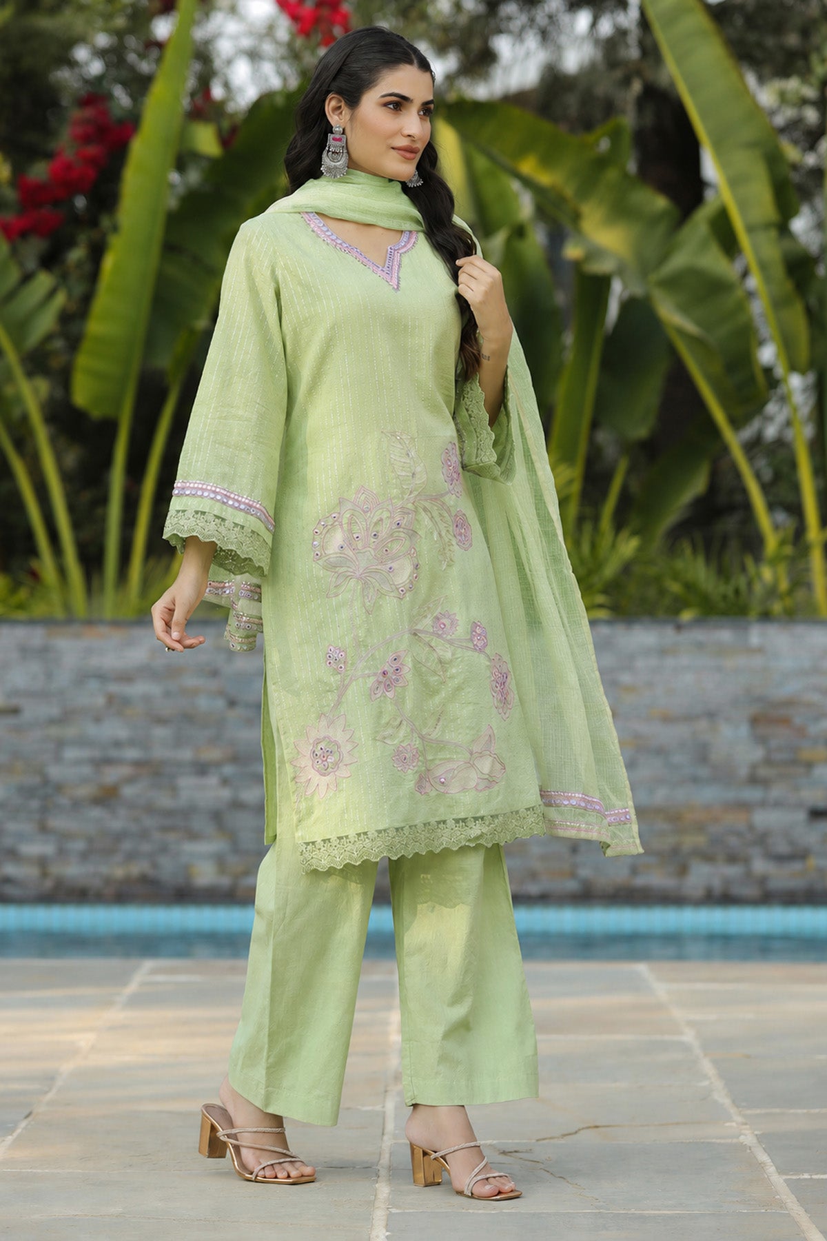 Green Cotton Embroidered Kurta Set With Dupatta