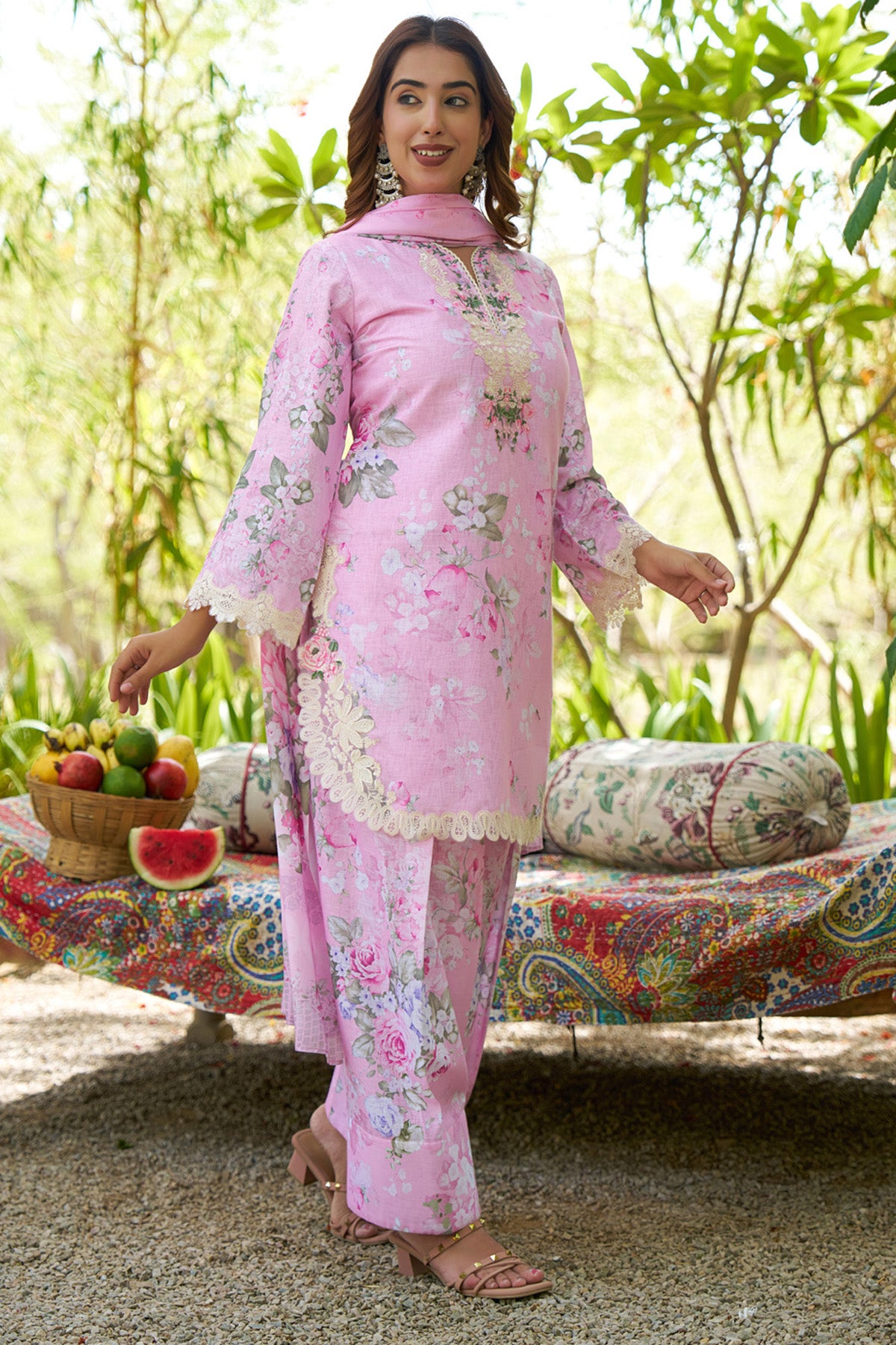 pink linen embroidered Farshi Suit Set With Dupatta