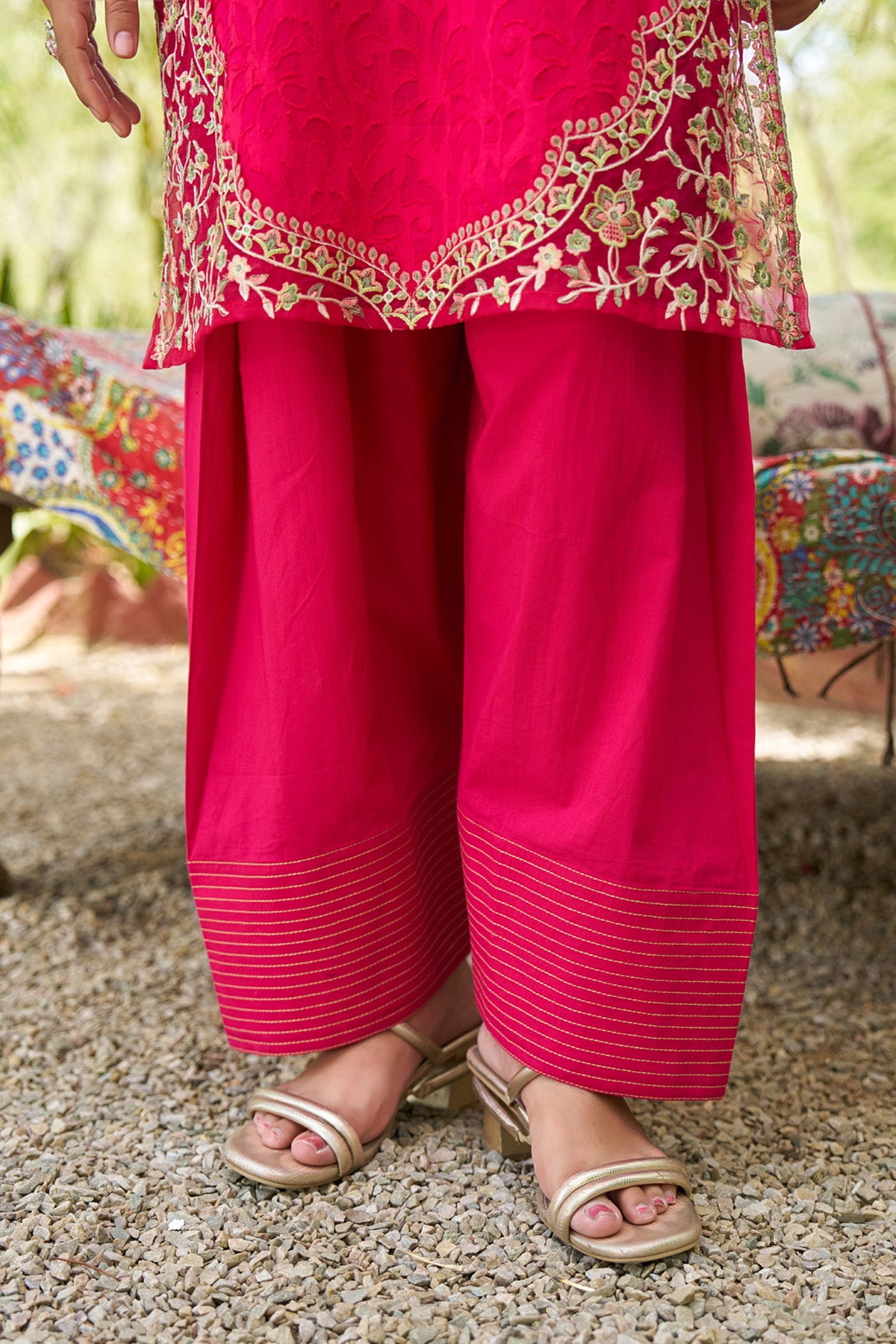Red cotton embroidered Farshi Suit Set With Dupatta