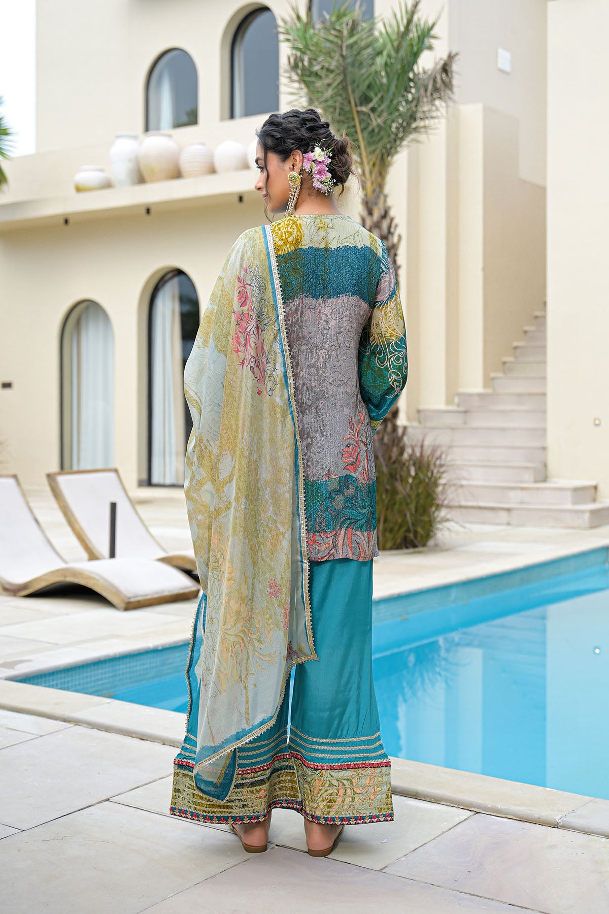 Green Multicolor Viscose Crepe Embroidered Suit
