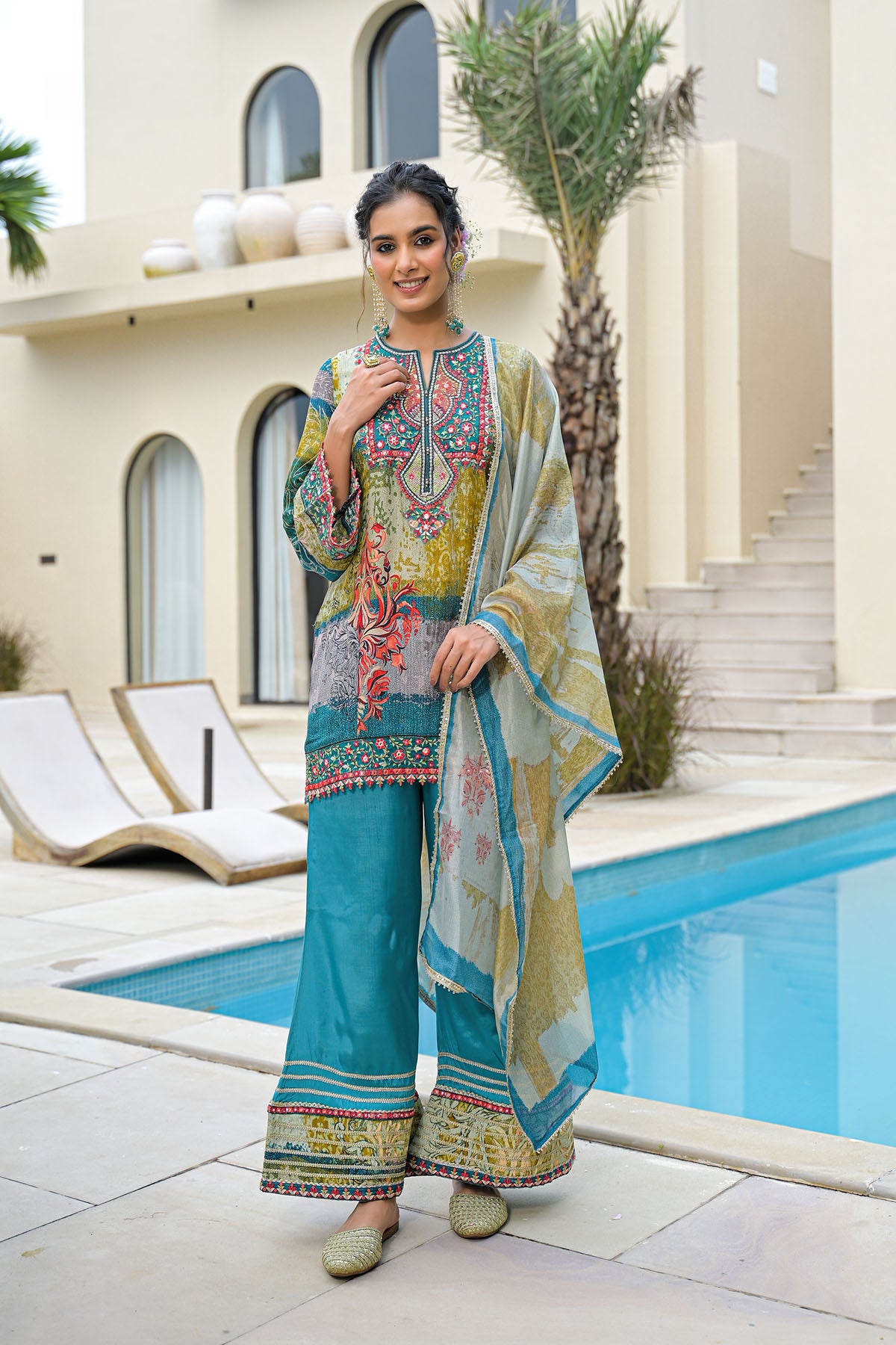 Green Multicolor Viscose Crepe Embroidered Suit