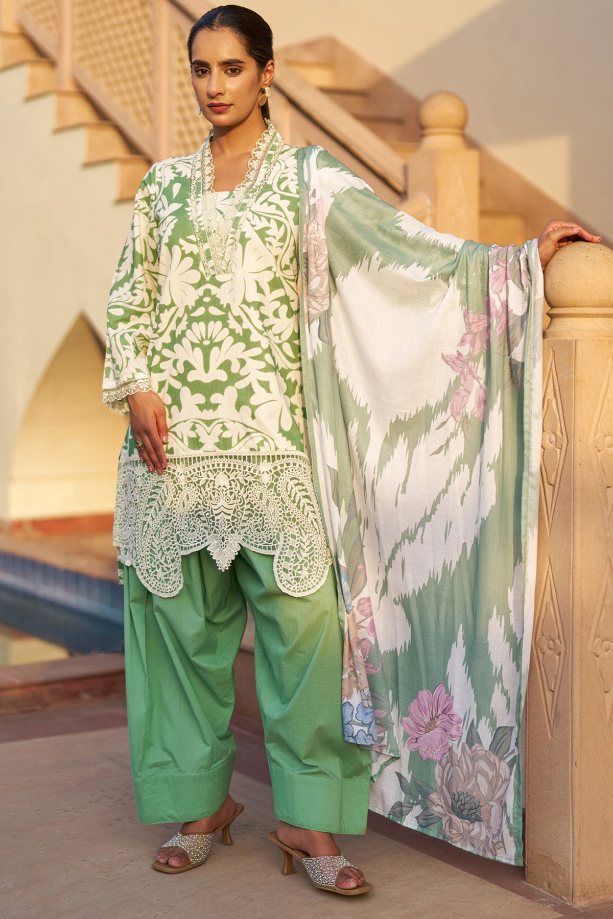 Green cotton embroidered Farshi Suit Set With Dupatta