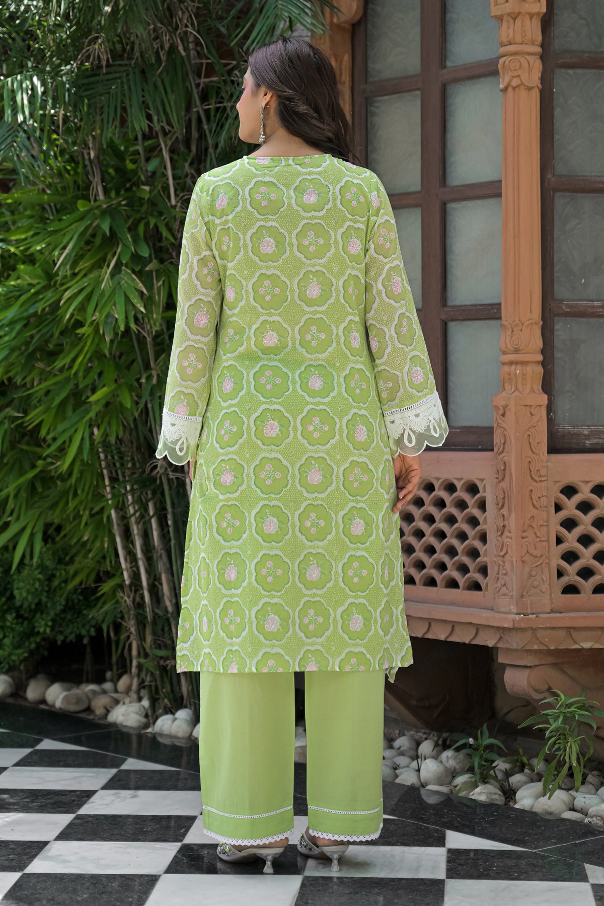 Green Cotton Embroidered Suit Set With Dupatta