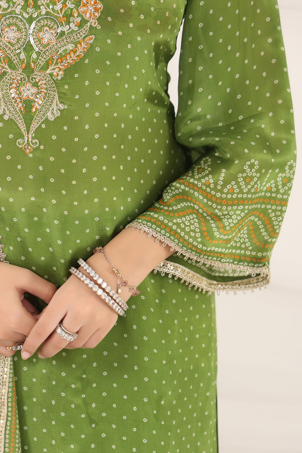 Green Crepe Silk Embroidered Kurta Set With Dupatta