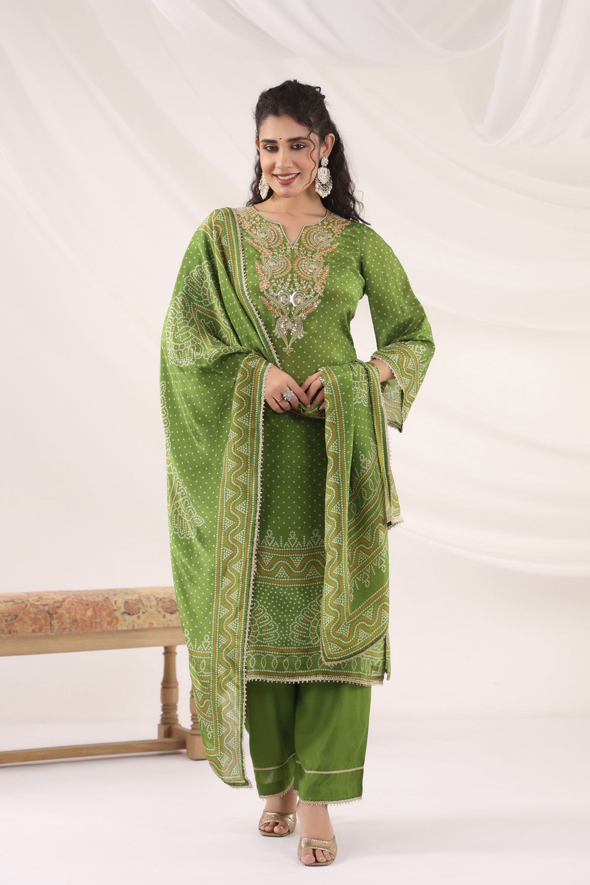 Green Crepe Silk Embroidered Kurta Set With Dupatta