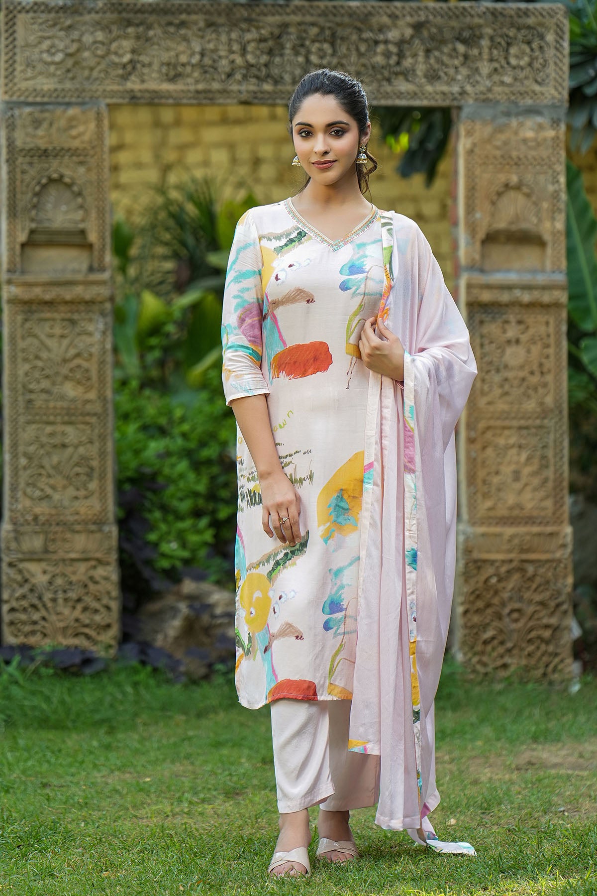 Pink Muslin Printed Straight-Cut Suit Set